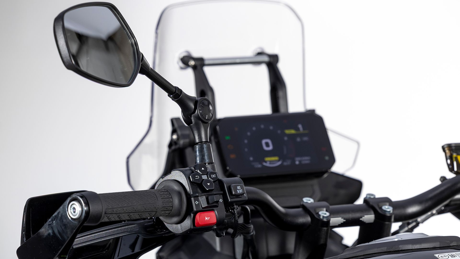 CF Moto 450MT 2025 Detalle