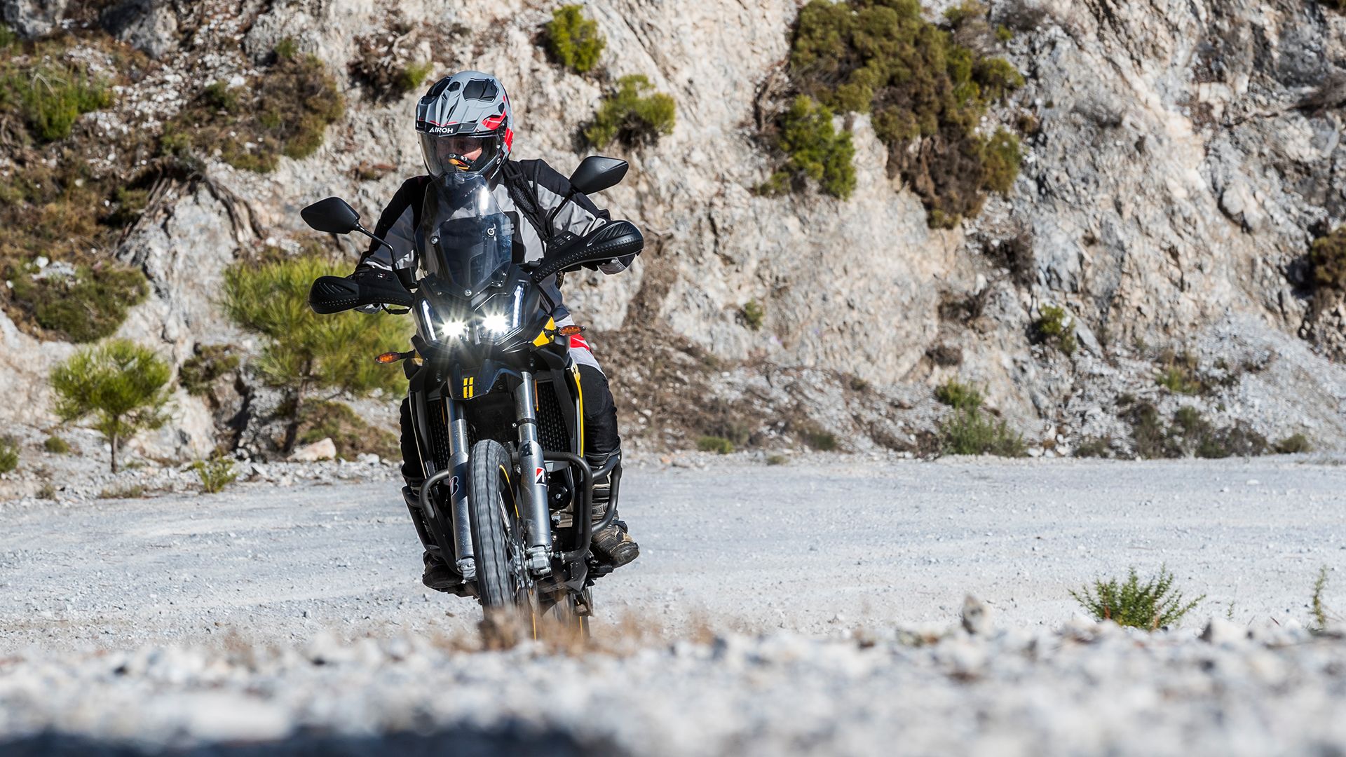 Voge 300 Rally 2025 Acción