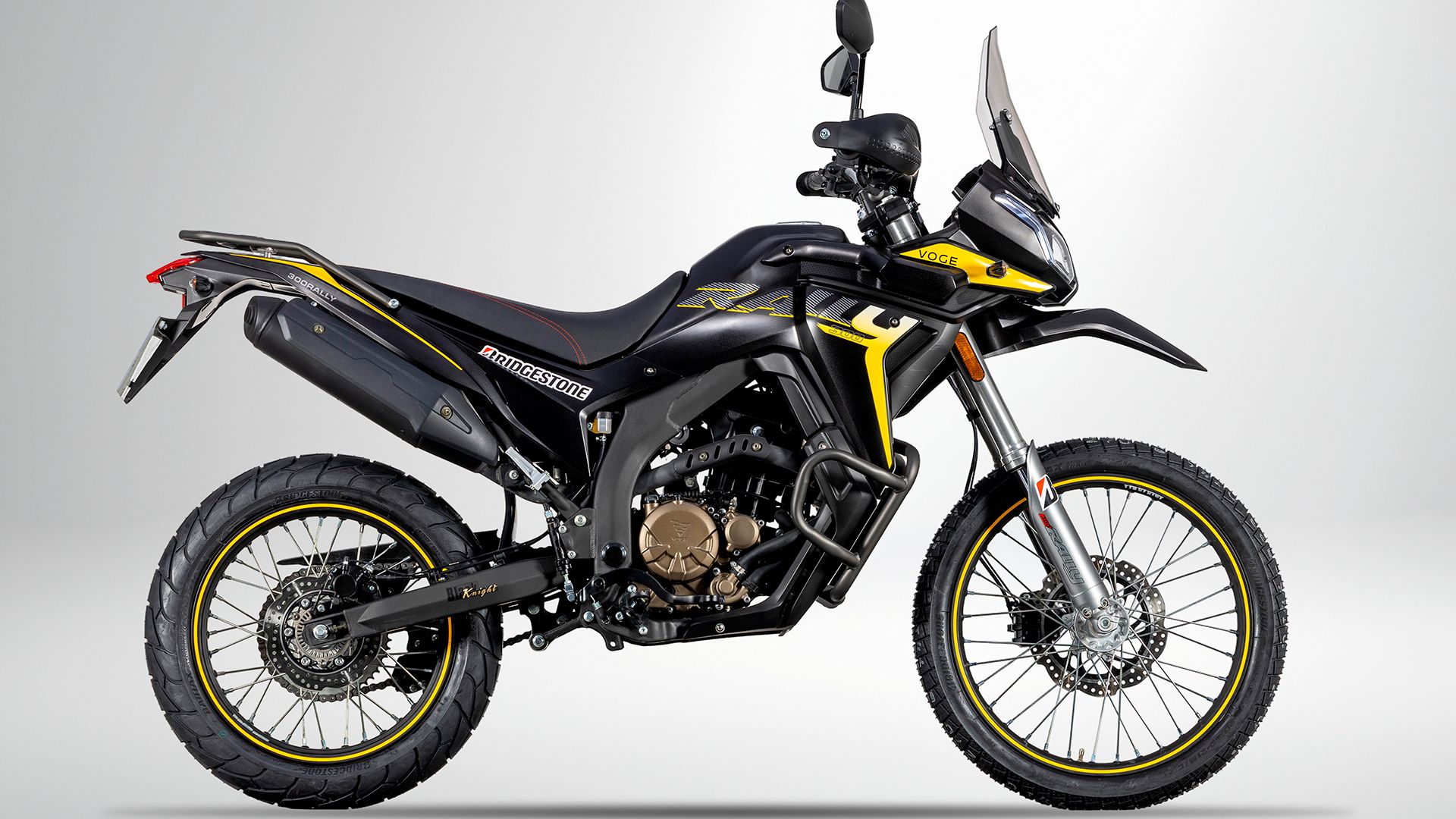 Voge 300 Rally 2025 Estudio