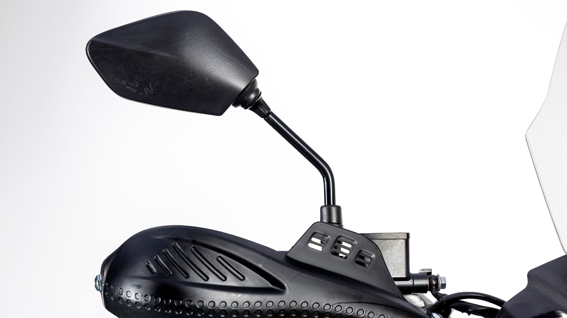 Voge 300 Rally 2025 Detalle