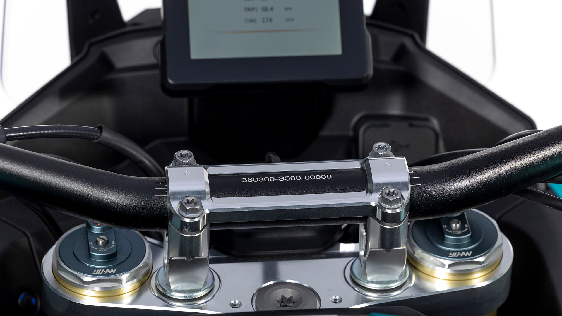 KOVE 800 RALLY Detall 022