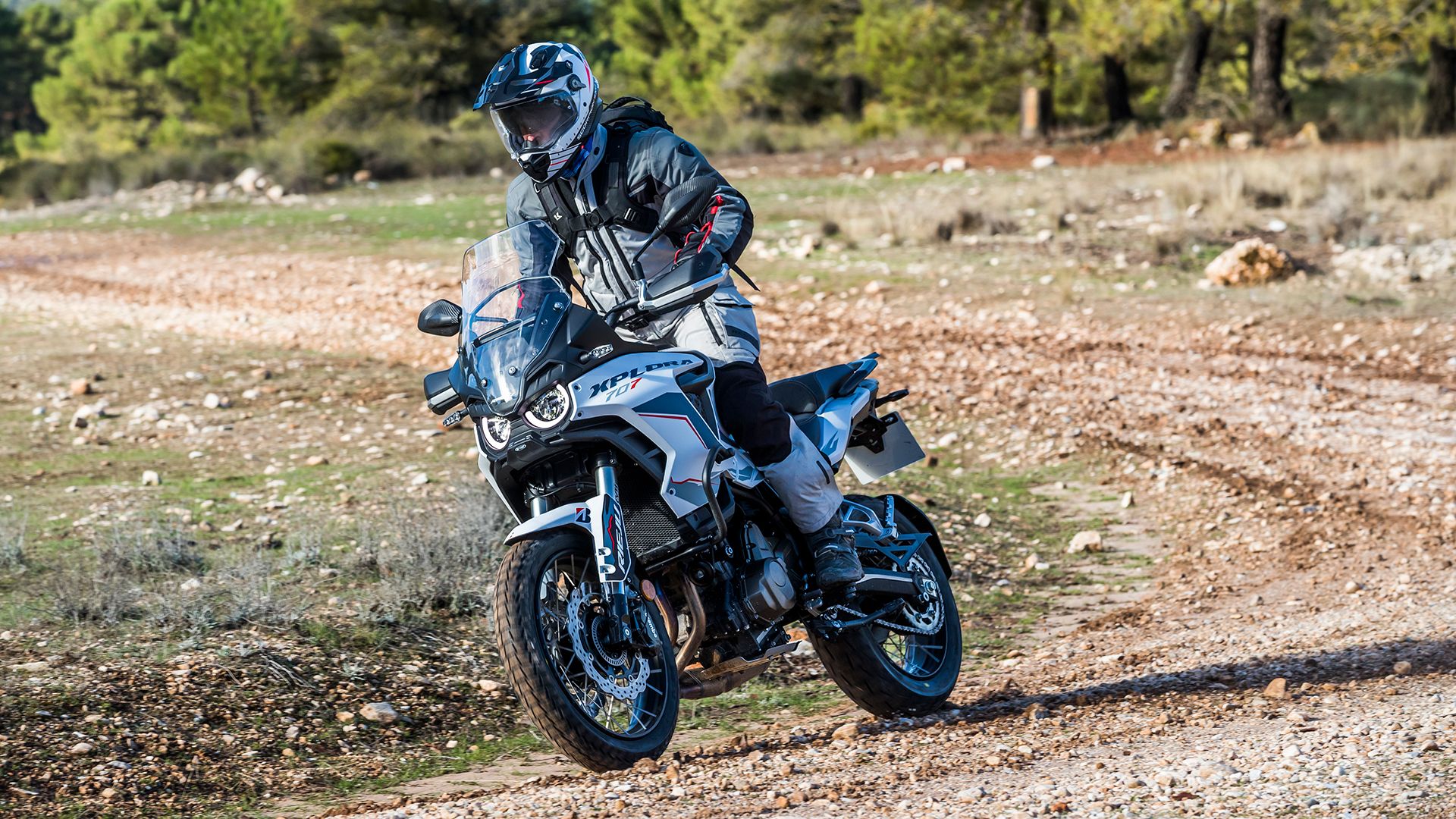 Rieju Xplora 707 2025 Accion (4)