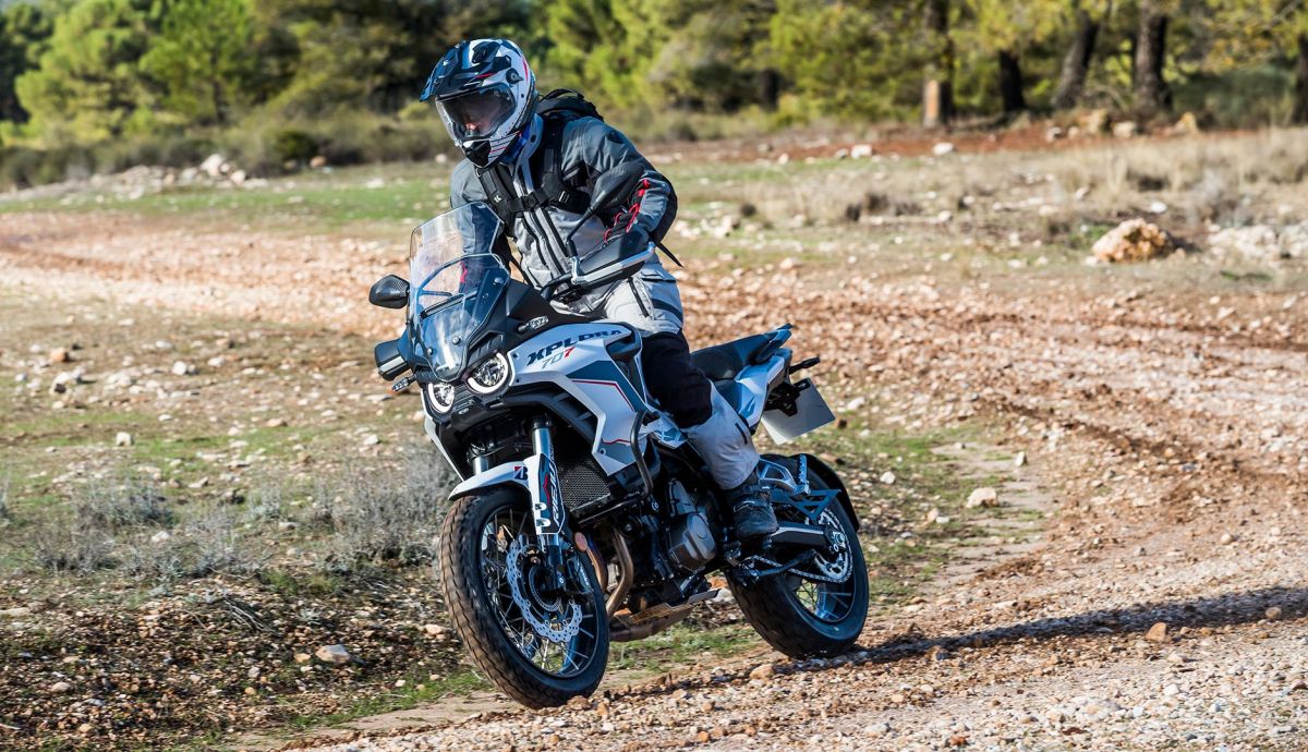 Rieju Xplora 707 2025 Accion (4)