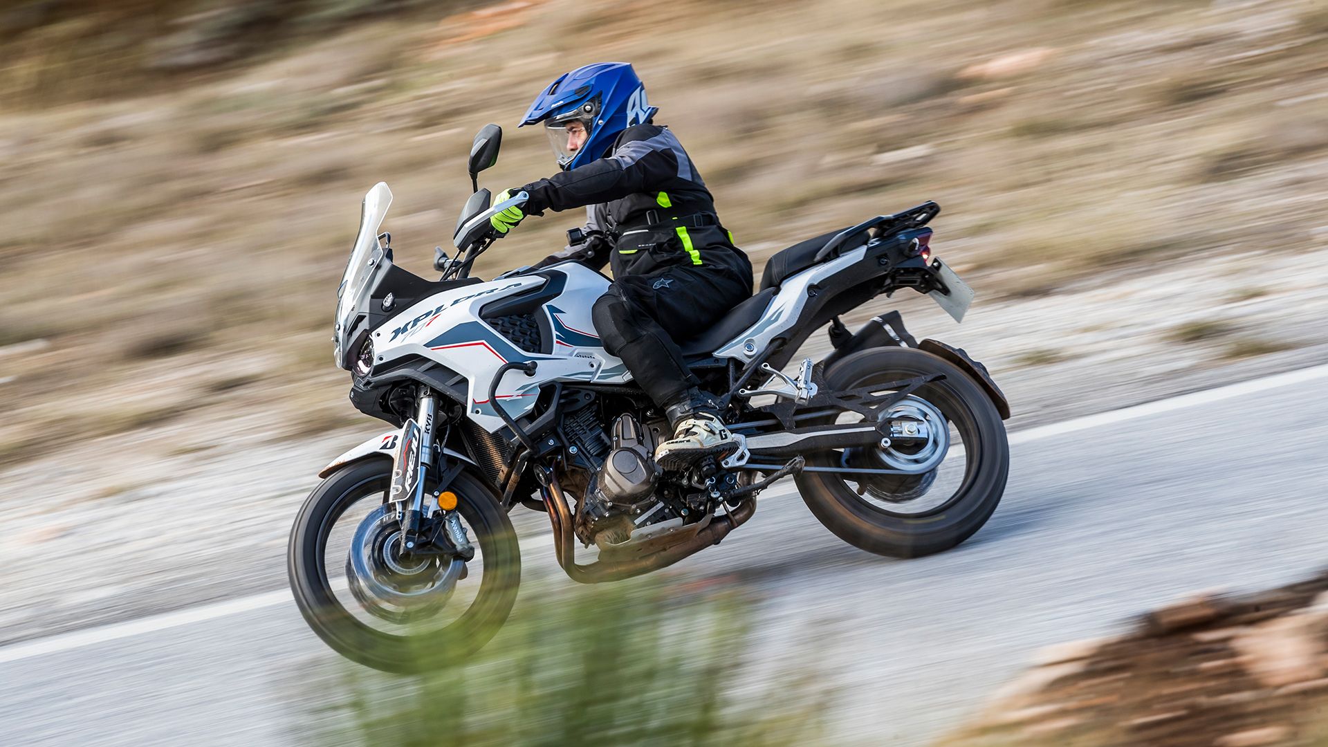 Rieju Xplora 707 2025 Accion (11)