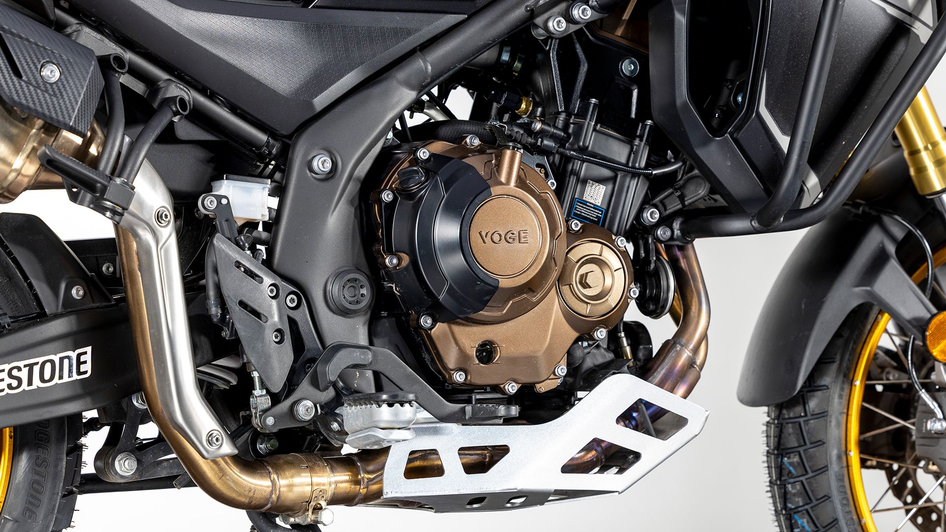 VOGE 625 DSX Detall 006