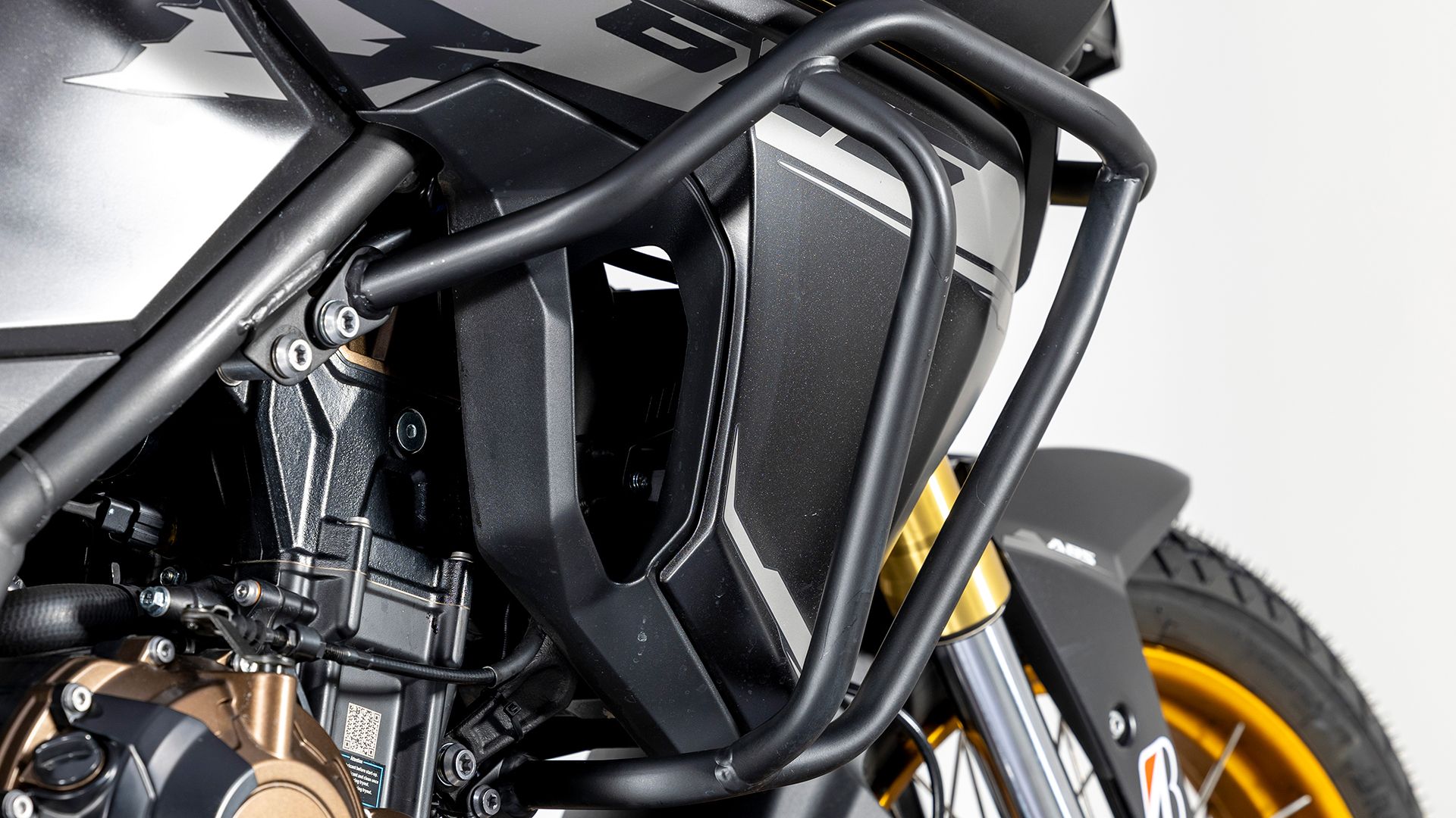 VOGE 625 DSX Detall 010