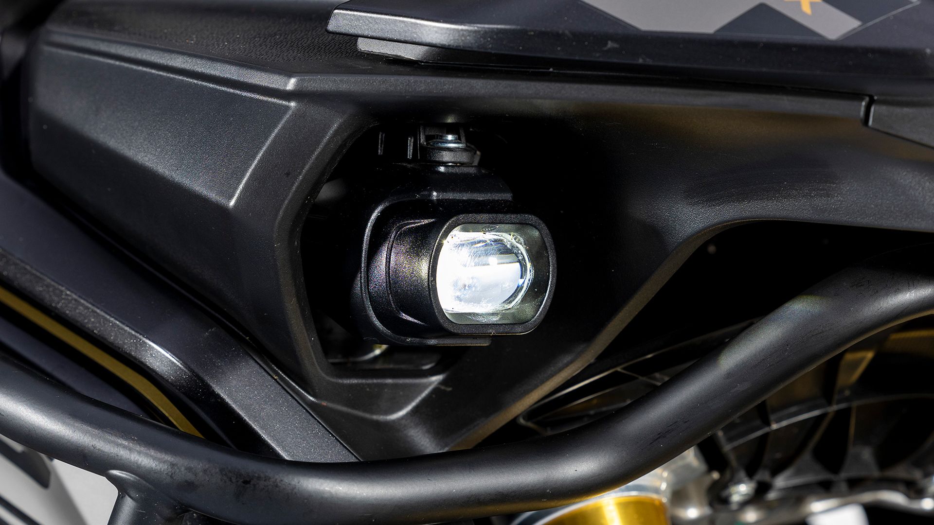 VOGE 625 DSX Detall 016