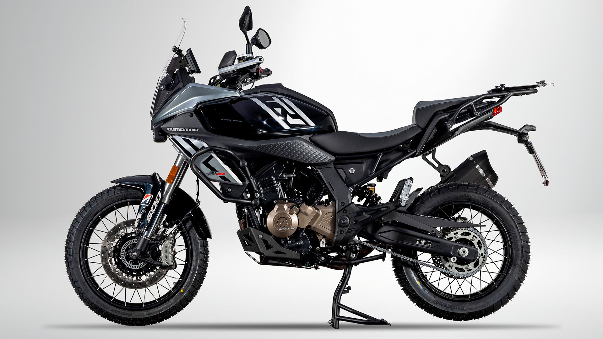 QJMOTOR SRT 600 SX Detall 003