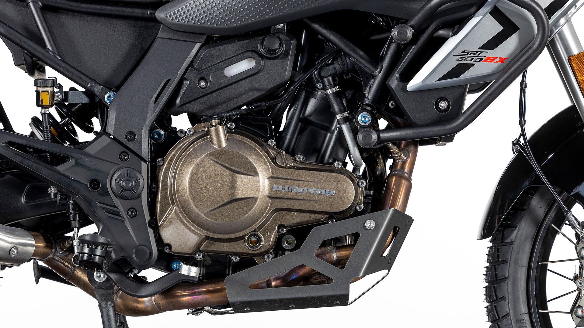 QJMOTOR SRT 600 SX Detall 004