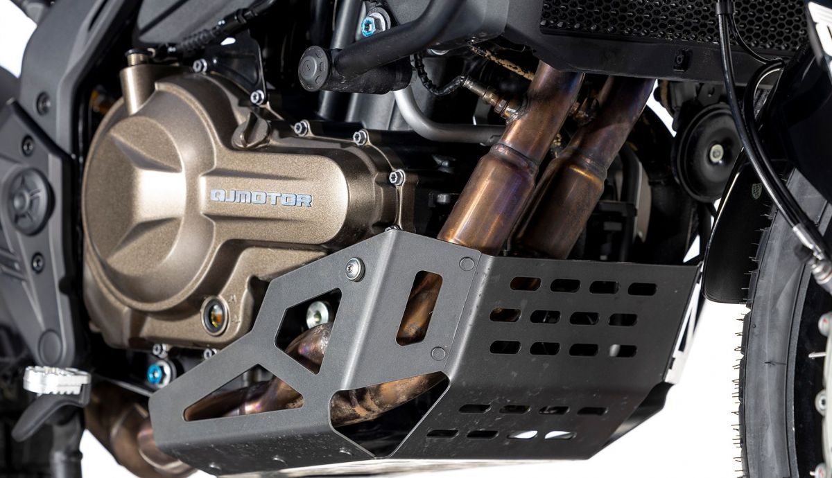 QJMOTOR SRT 600 SX Detall 011