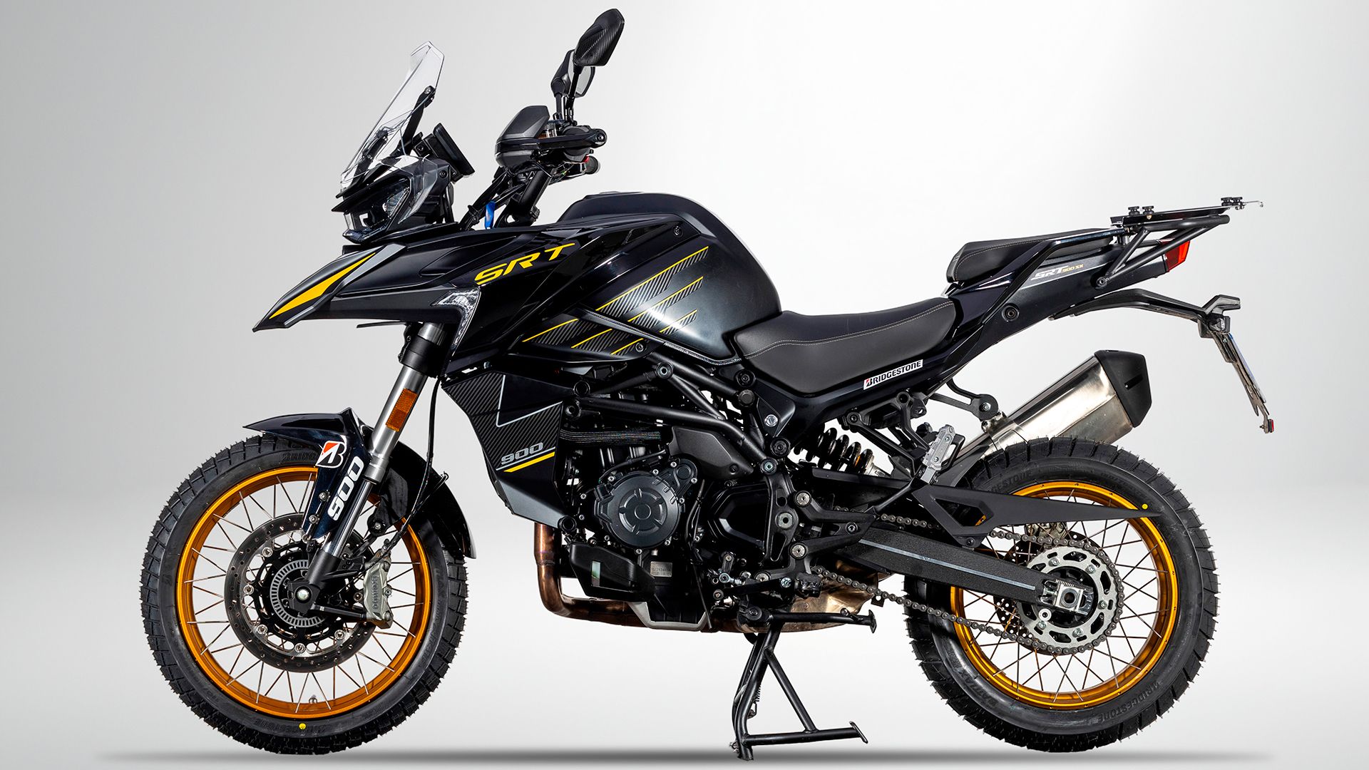 QJMOTOR SRT 900 SX Detall 003
