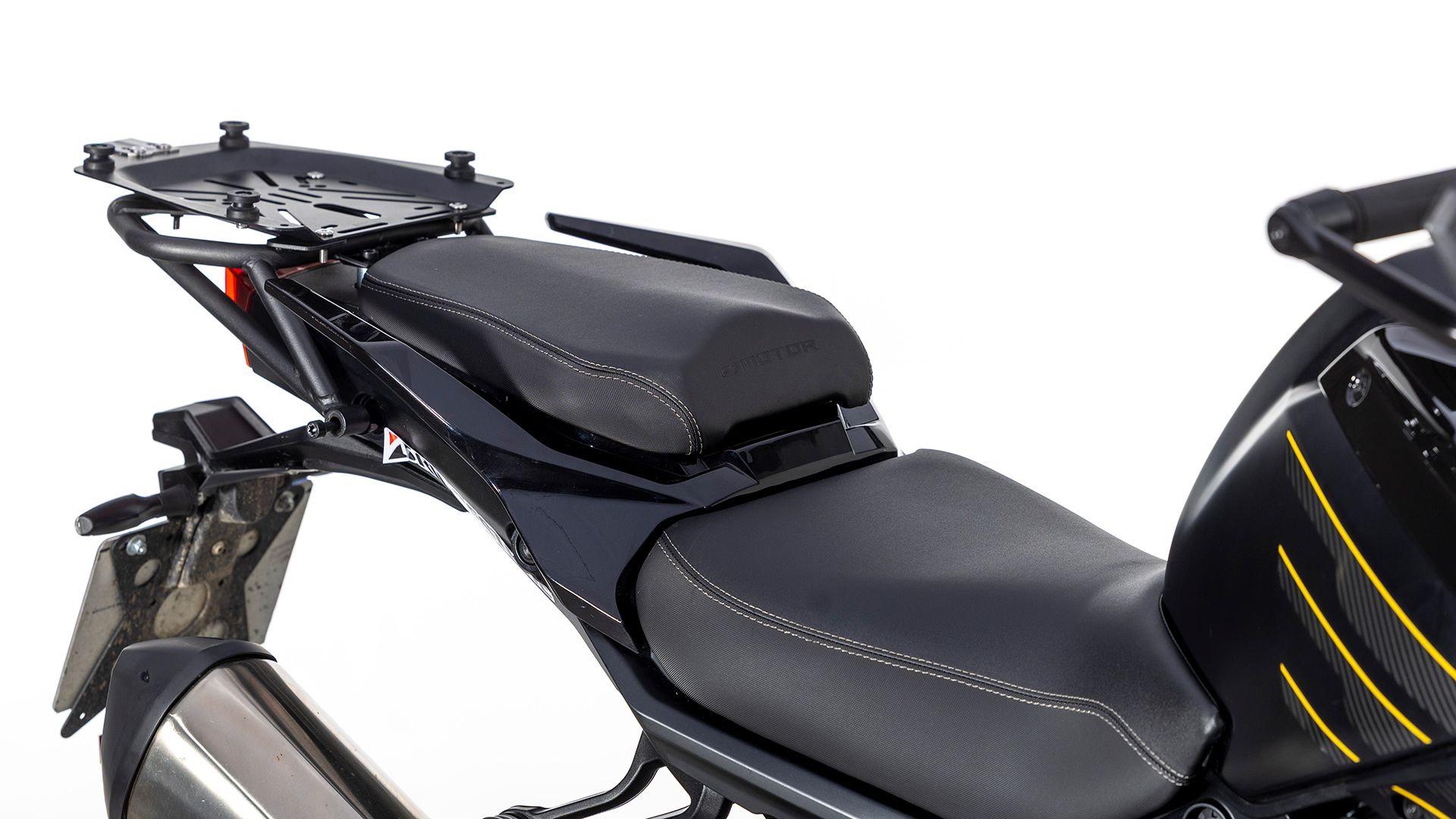 QJMOTOR SRT 900 SX Detall 014