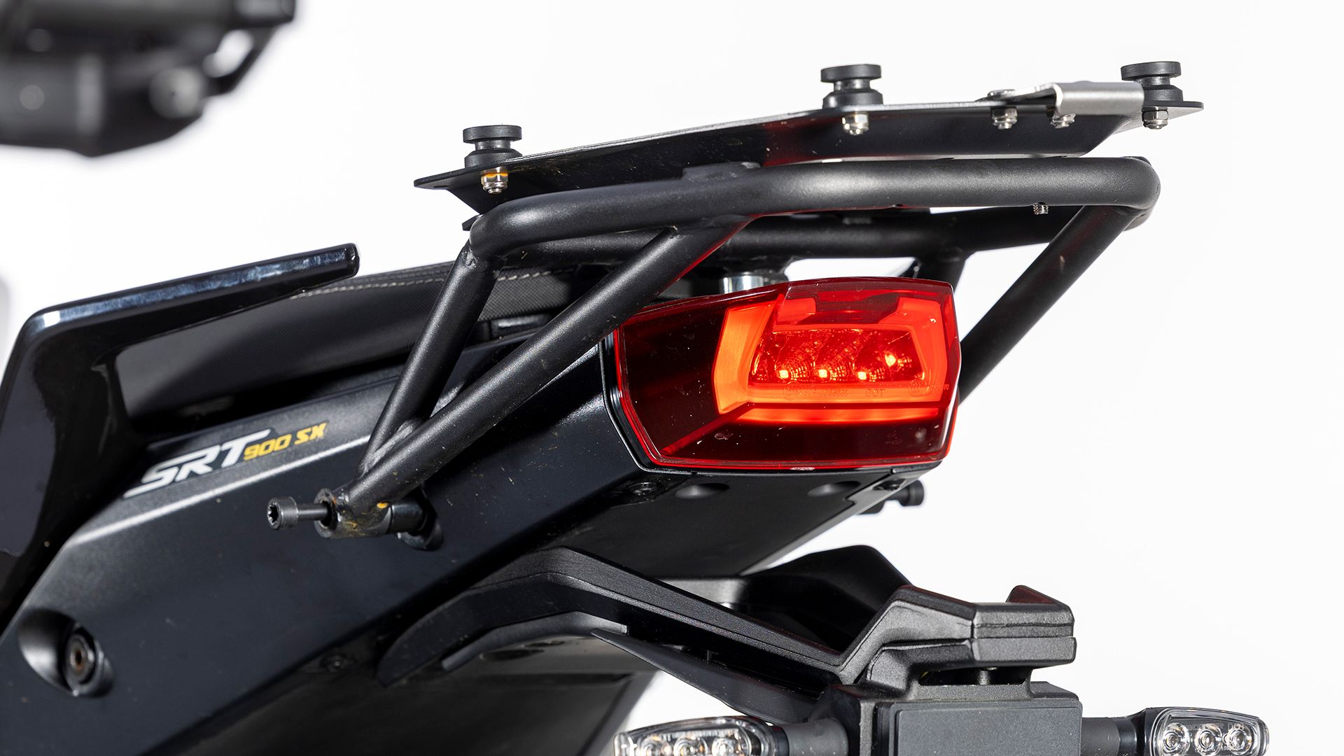 QJMOTOR SRT 900 SX Detall 021