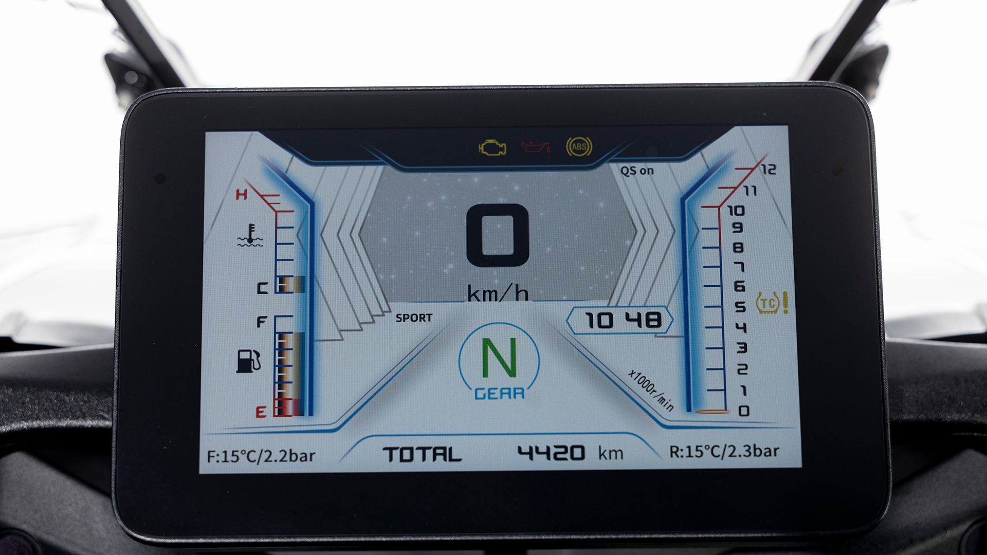 QJMOTOR SRT 900 SX Detall 025