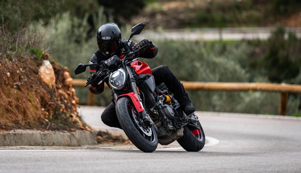 Ducati Monster 2026 Accion (62)
