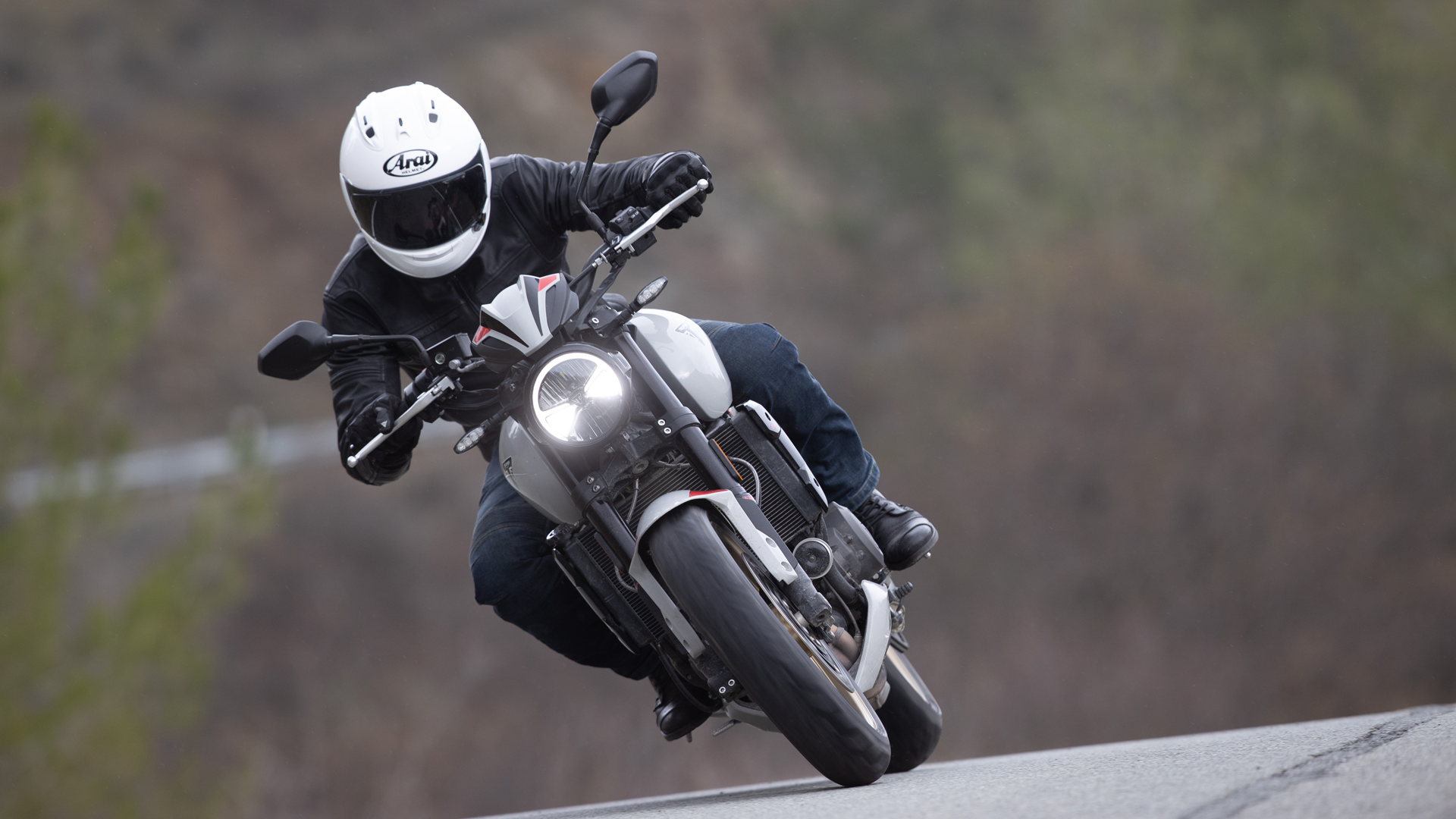 Triumph Trident 800 Launch 2026 CW 10