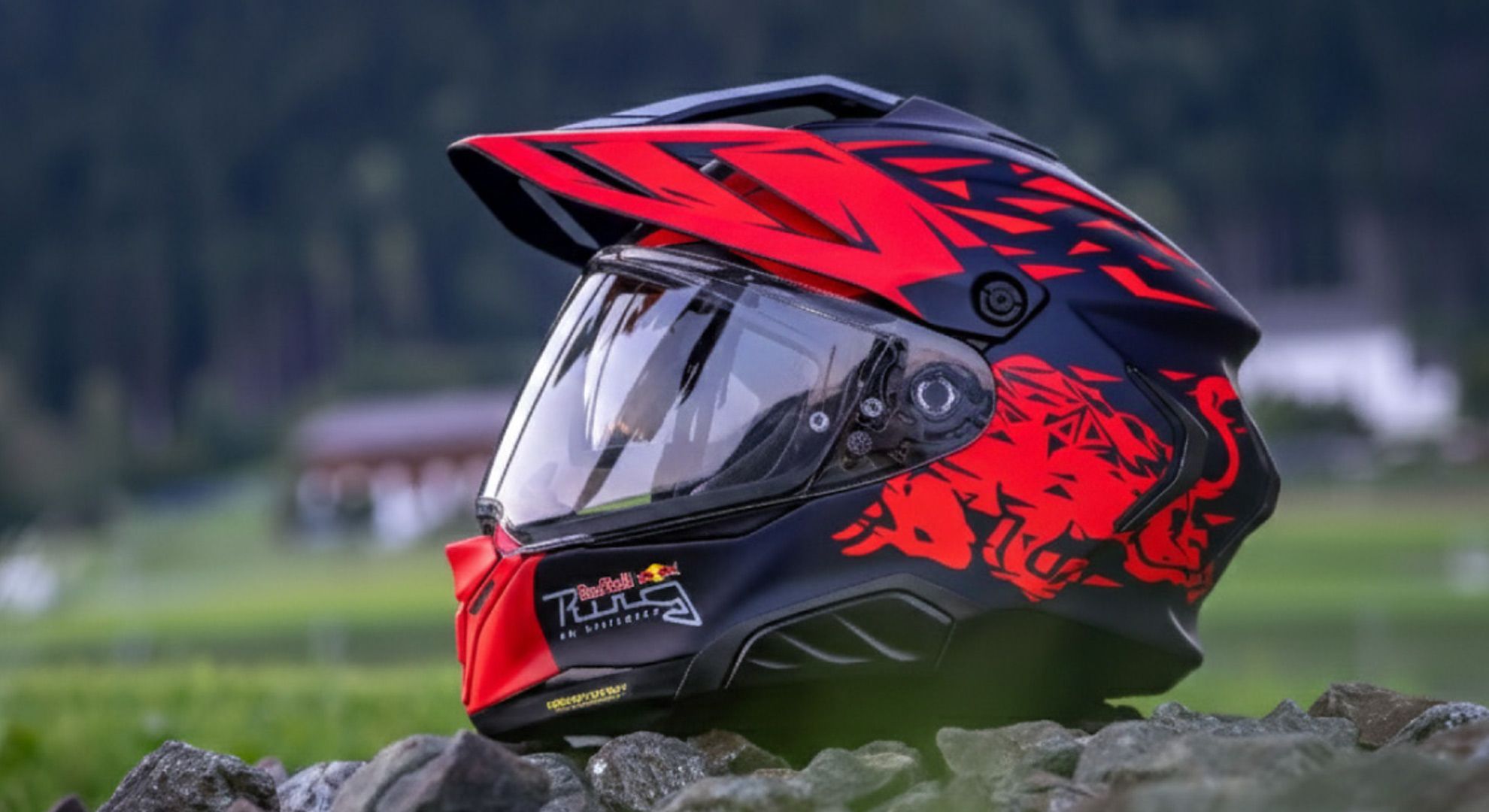 HJC RPHA 60 Red Bull Spielberg (1)