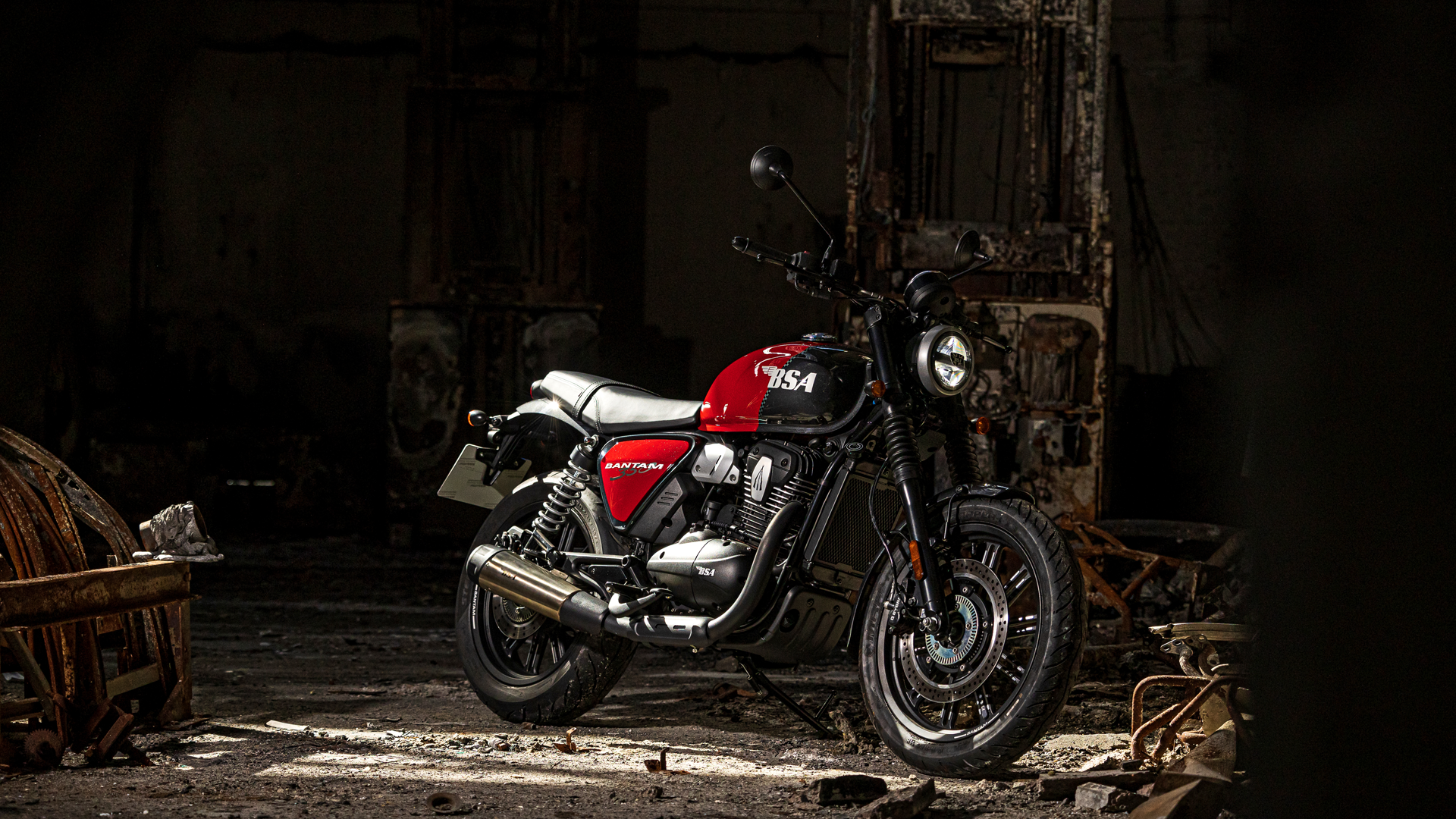 BSA Bantam 350 2026 Detalles (9)