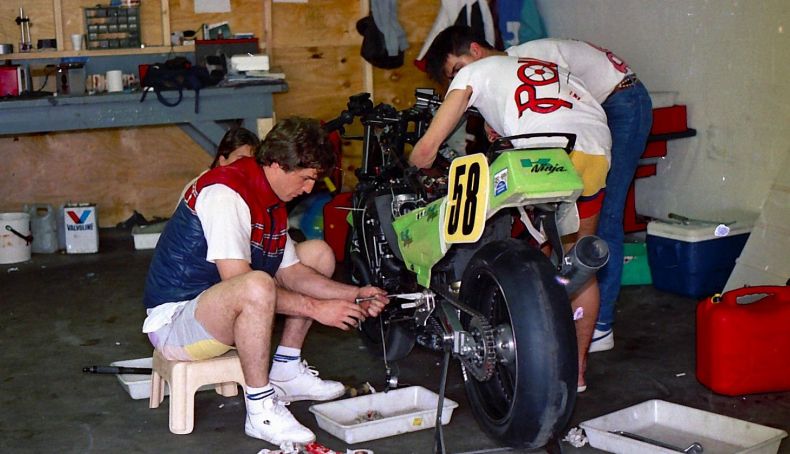 Ralf Saura en Daytona con la Kawasaki GPX750R