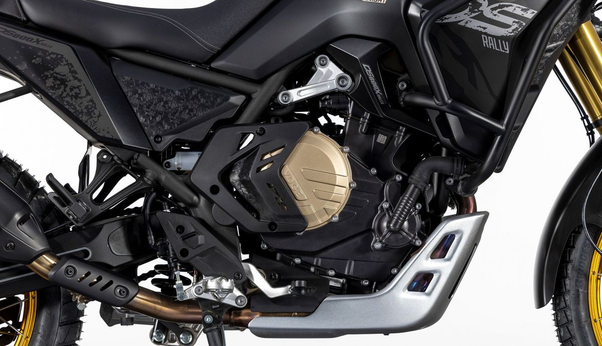 VOGE DS 800 RALLY Detall 005