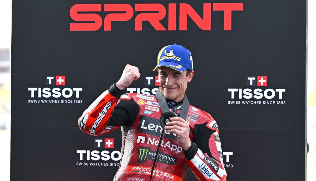 Marc Márquez en el podio del Sprint del Gran Premio de Tailandia