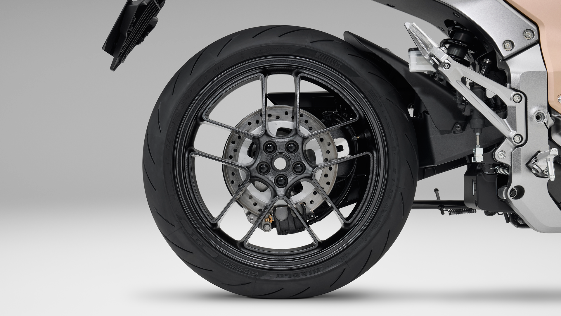 Honda WN7 2026 Detalles (15)