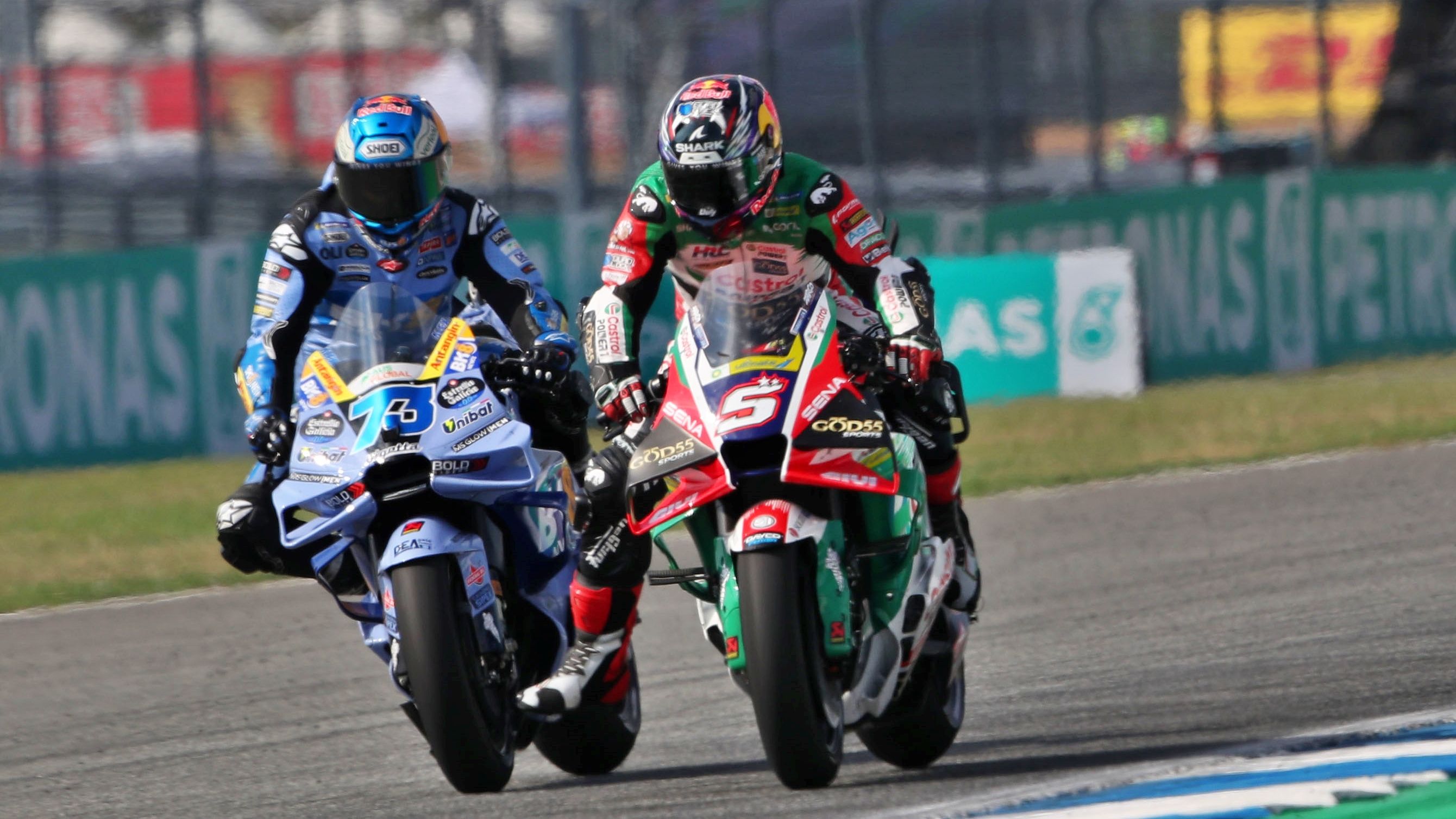 Álex Márquez supera a Johann Zarco, MotoGP Tailandia 2026