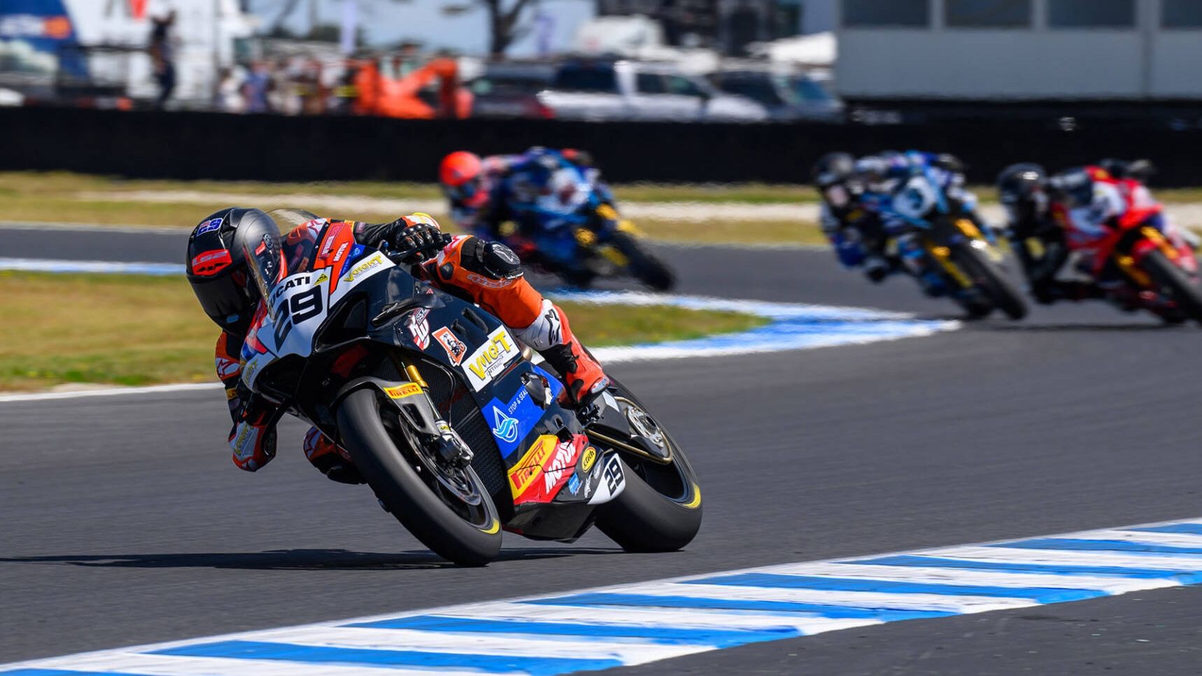Harrison Voight ha sido el mejor en la ronda inaugural del ASBK 2026 en Phillip Island