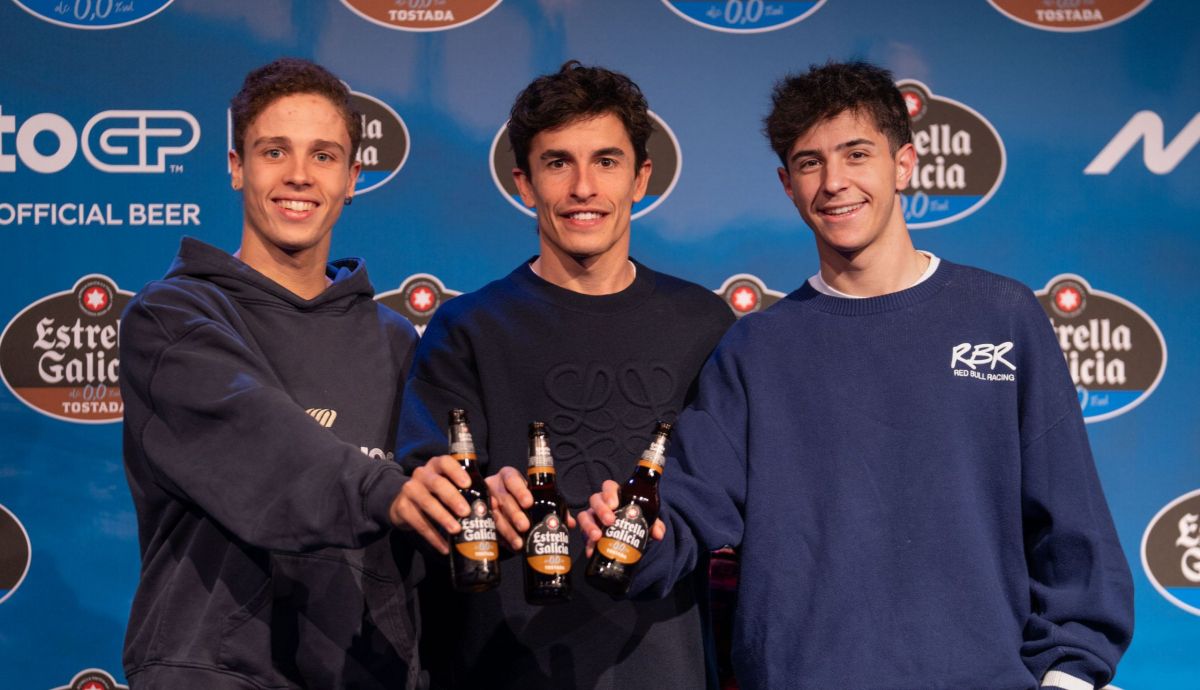 estrella galicia campeones motogp 2025 (1)