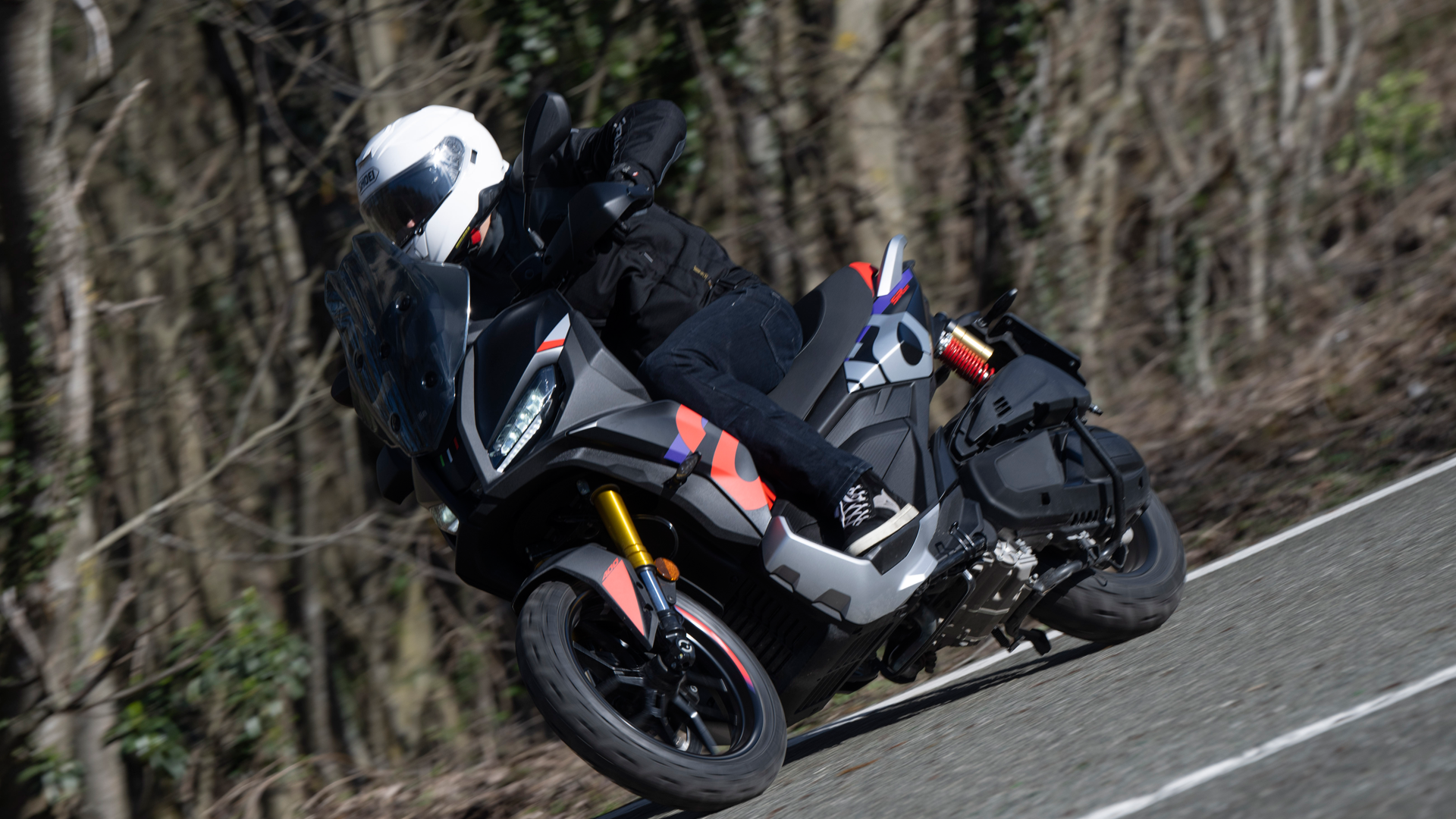 Aprilia SR GT 400 2025 Accion (26)