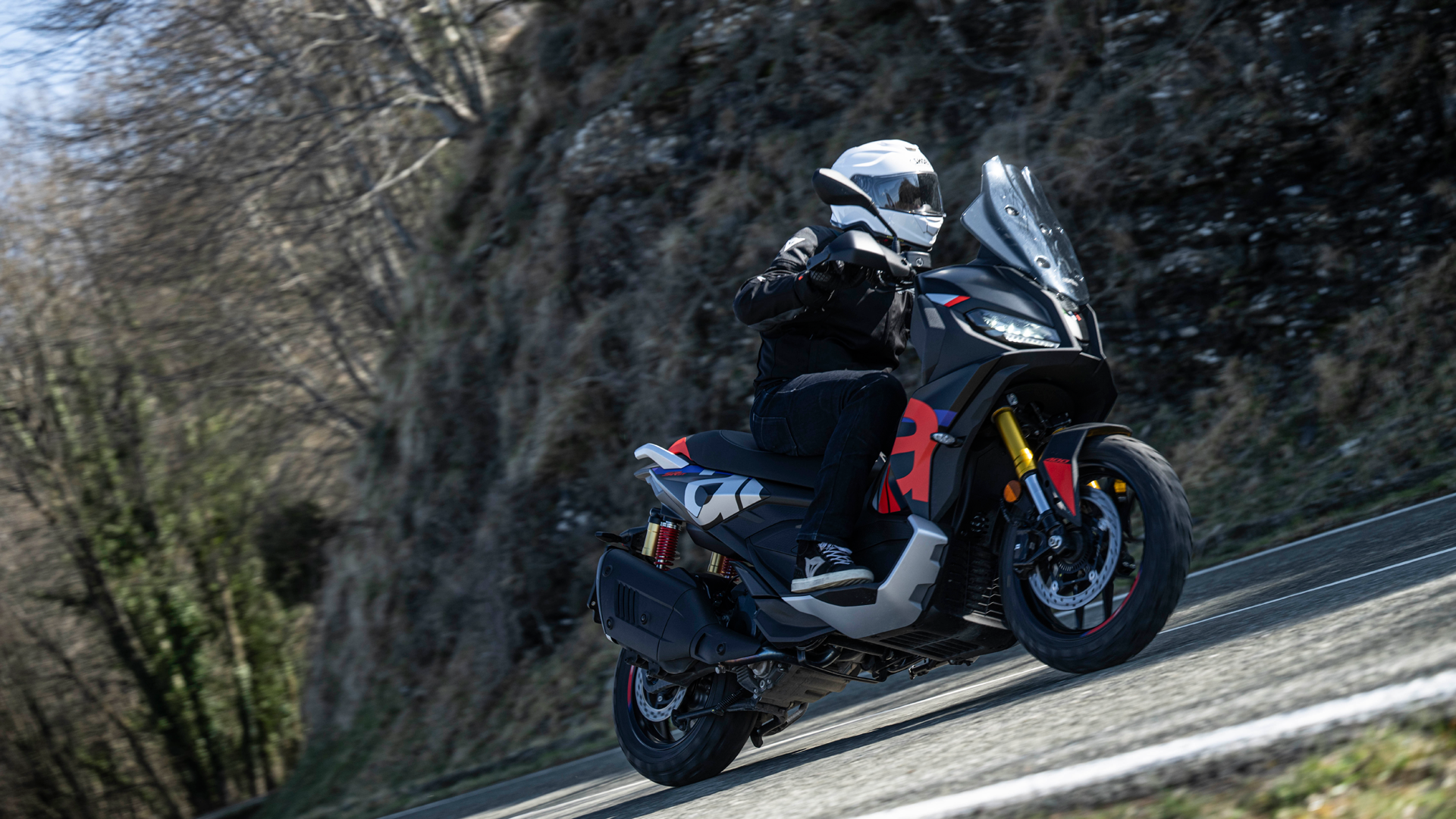 Aprilia SR GT 400 2025 Accion (50)