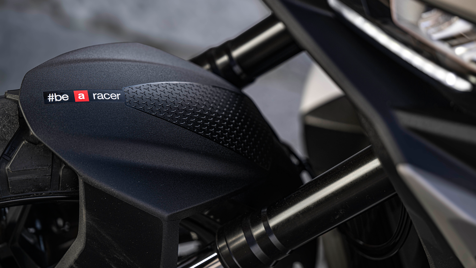 Aprilia SR GT 400 2026 Detalles (19)