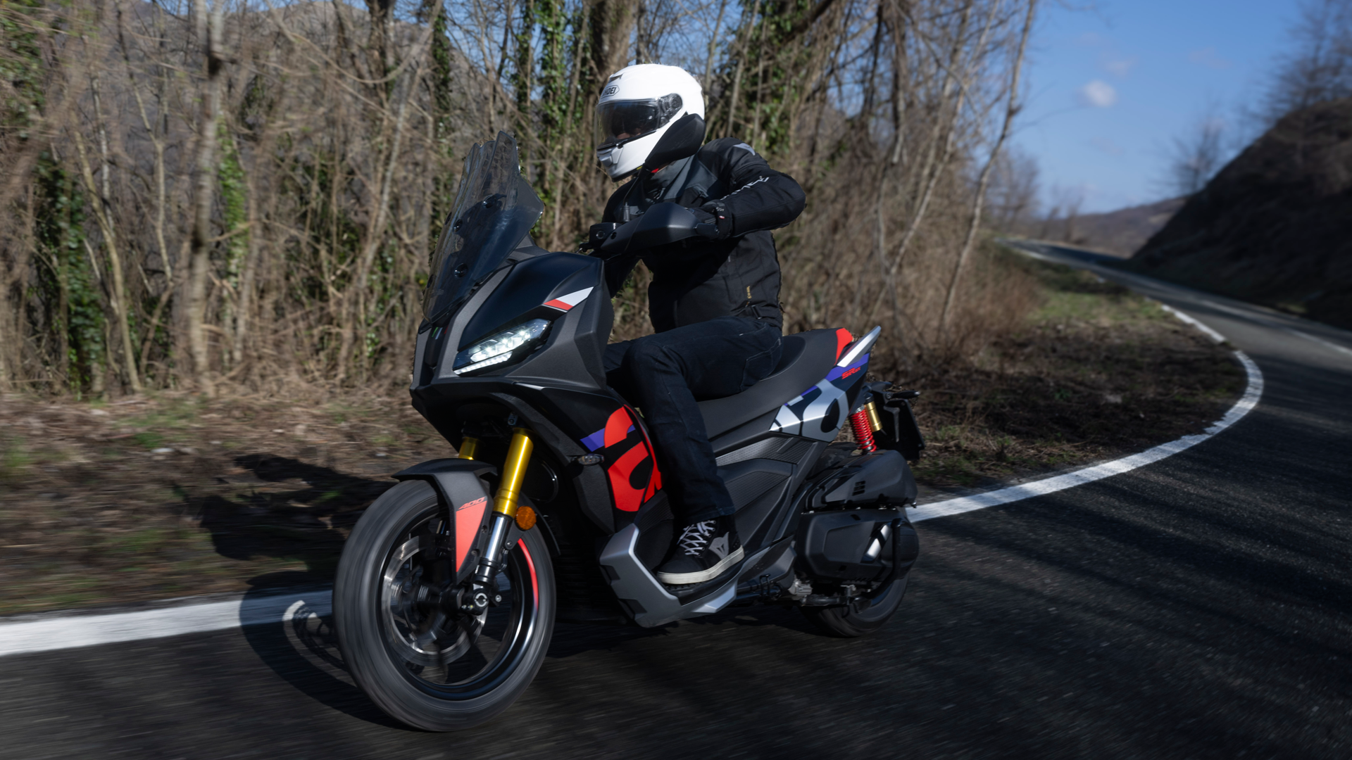 La Aprilia SR GT 400 baja 600 euros su precio: ahora desde 6.200 euros