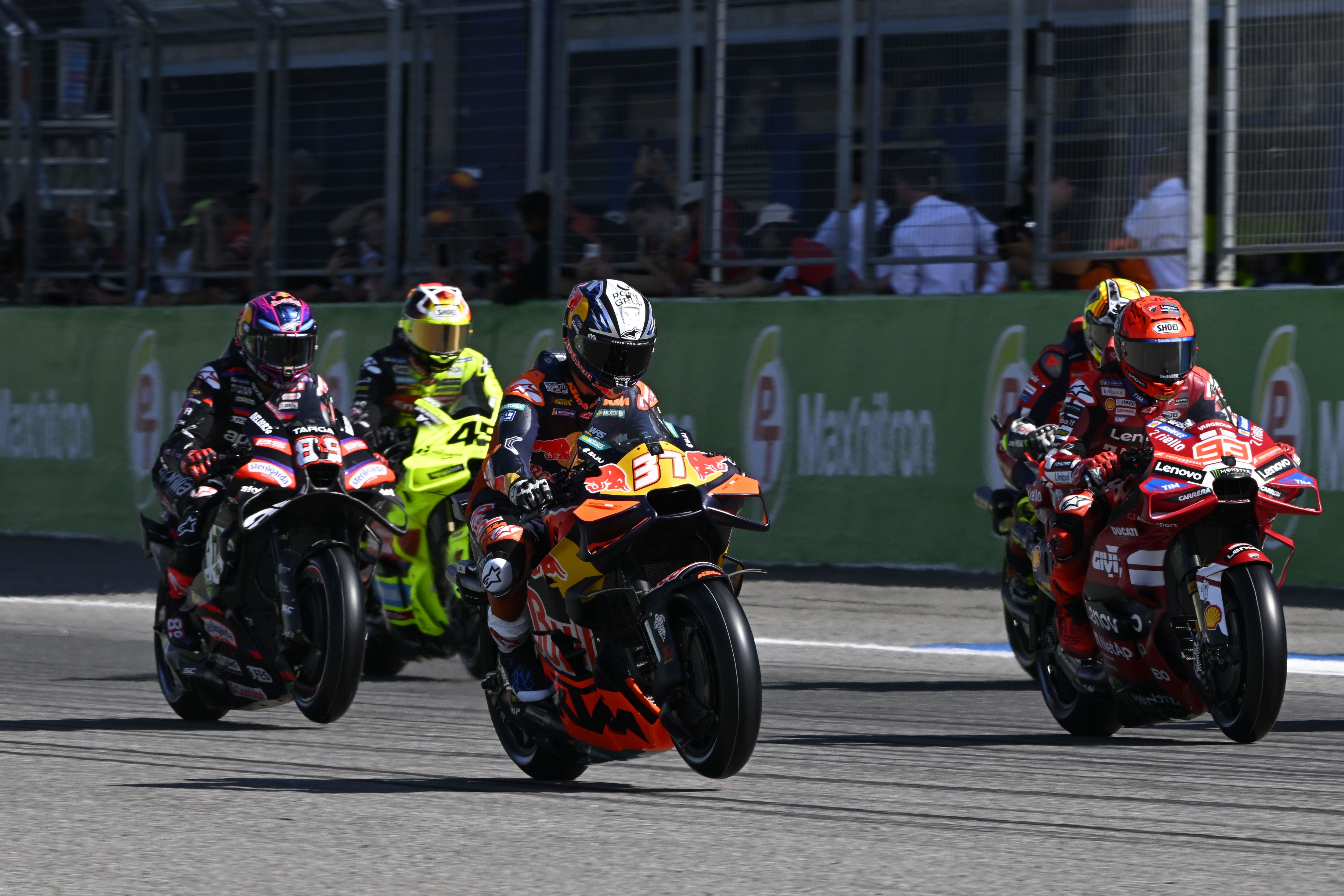 La guerra en Oriente Medio incrementa los costes en MotoGP.