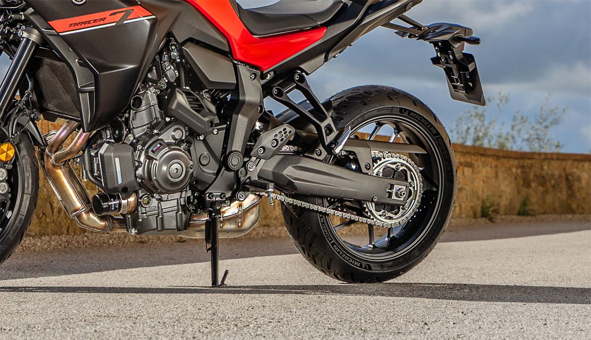 Yamaha Tracer7 YAMT detalles (4)