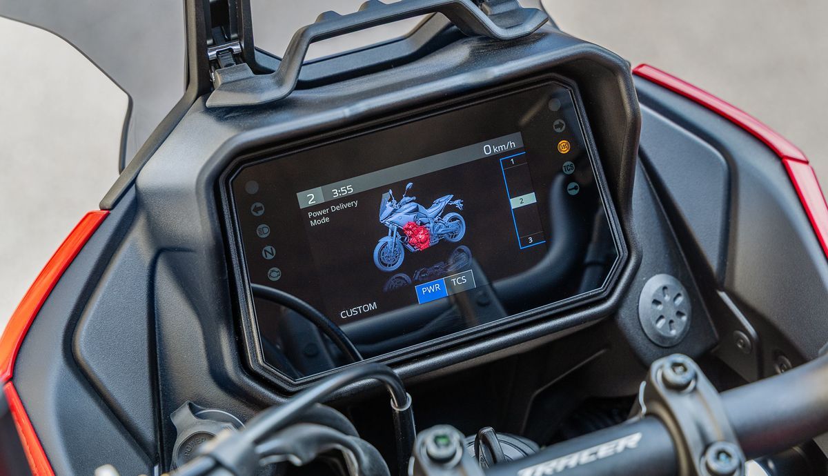 Yamaha Tracer7 YAMT detalles (1)