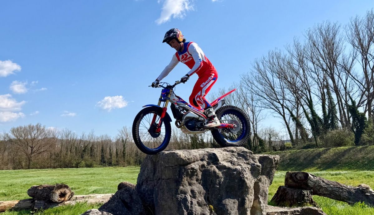 Cover news landscape