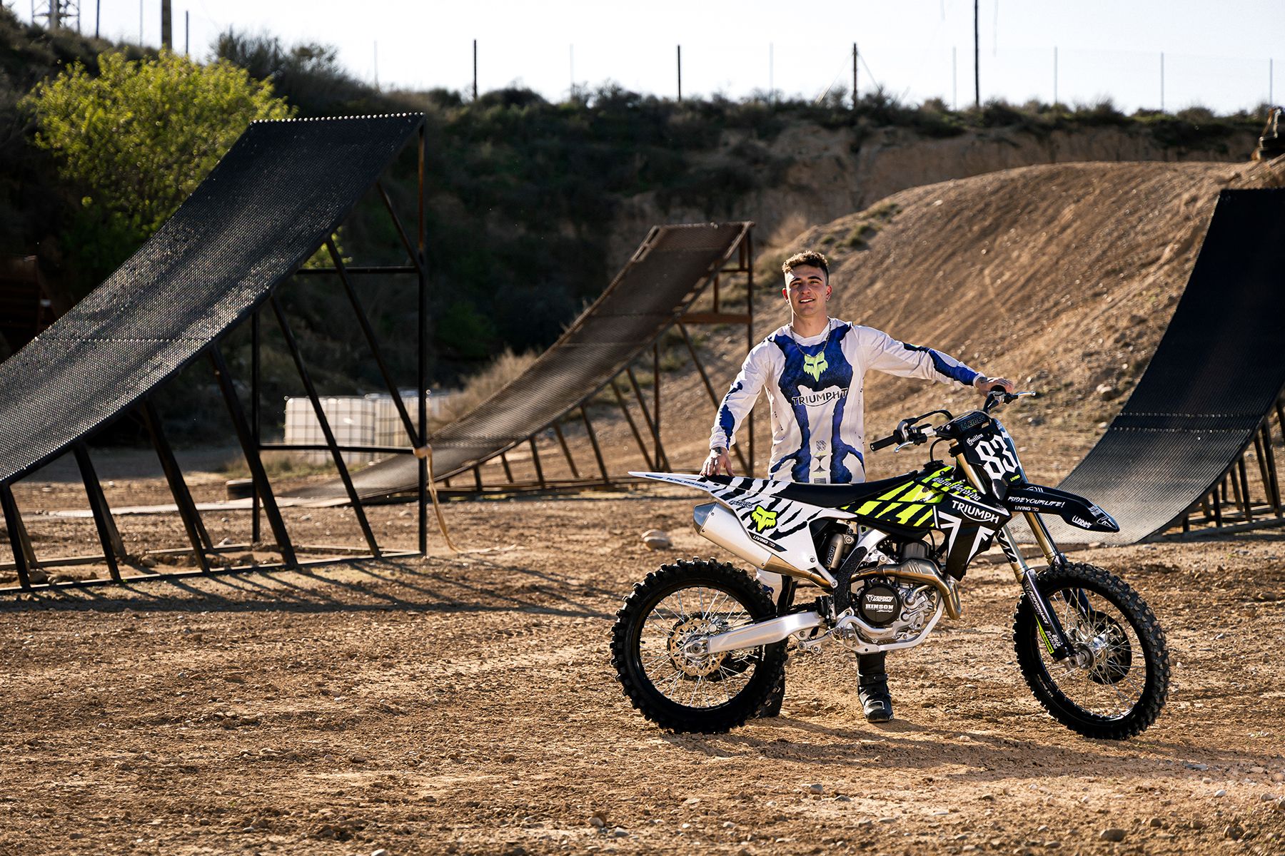 Triumph ficha a Guillem Navas como piloto de freestyle