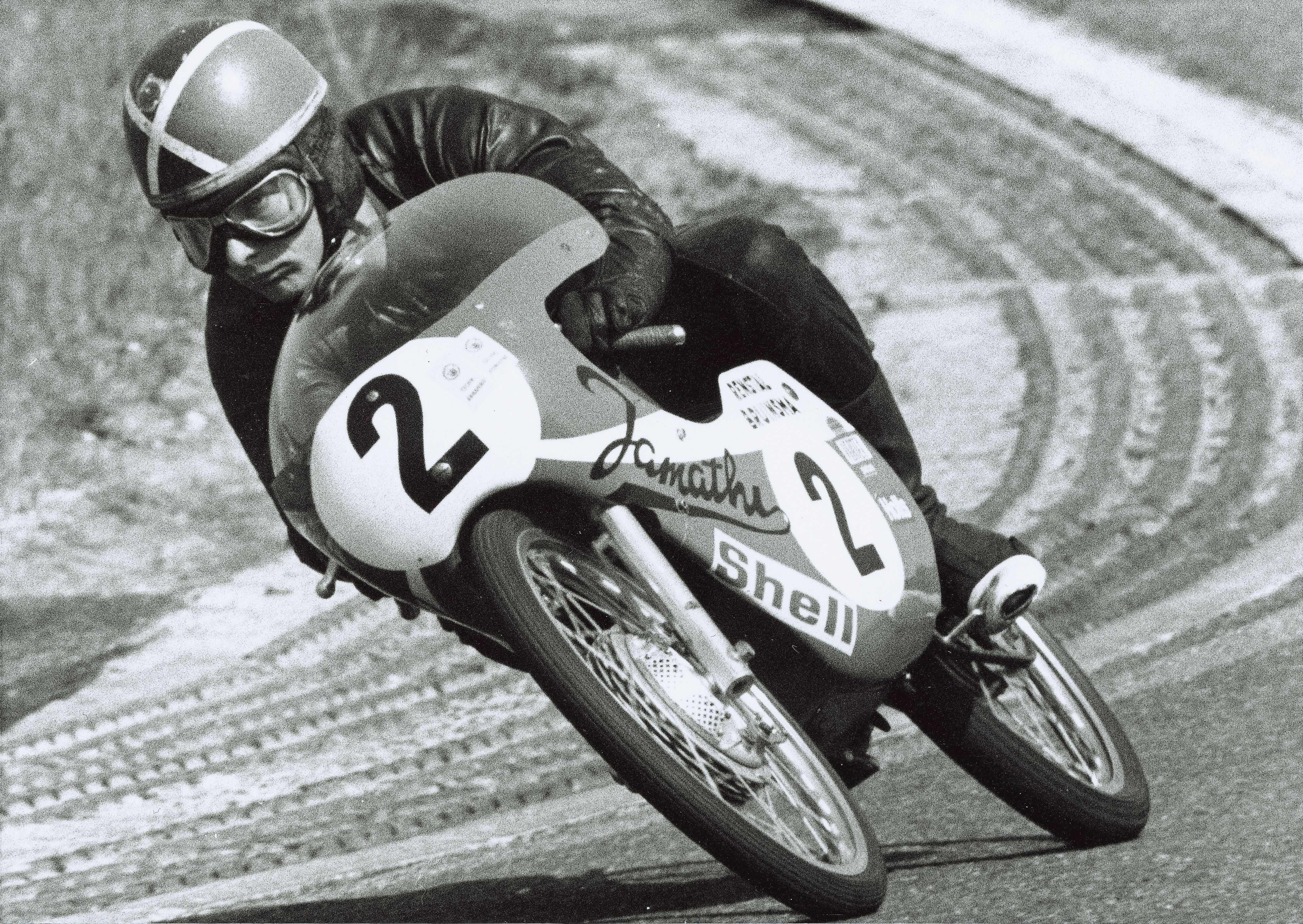 Aalt Toersen y la Jamathi 50 de Jan Thiel.