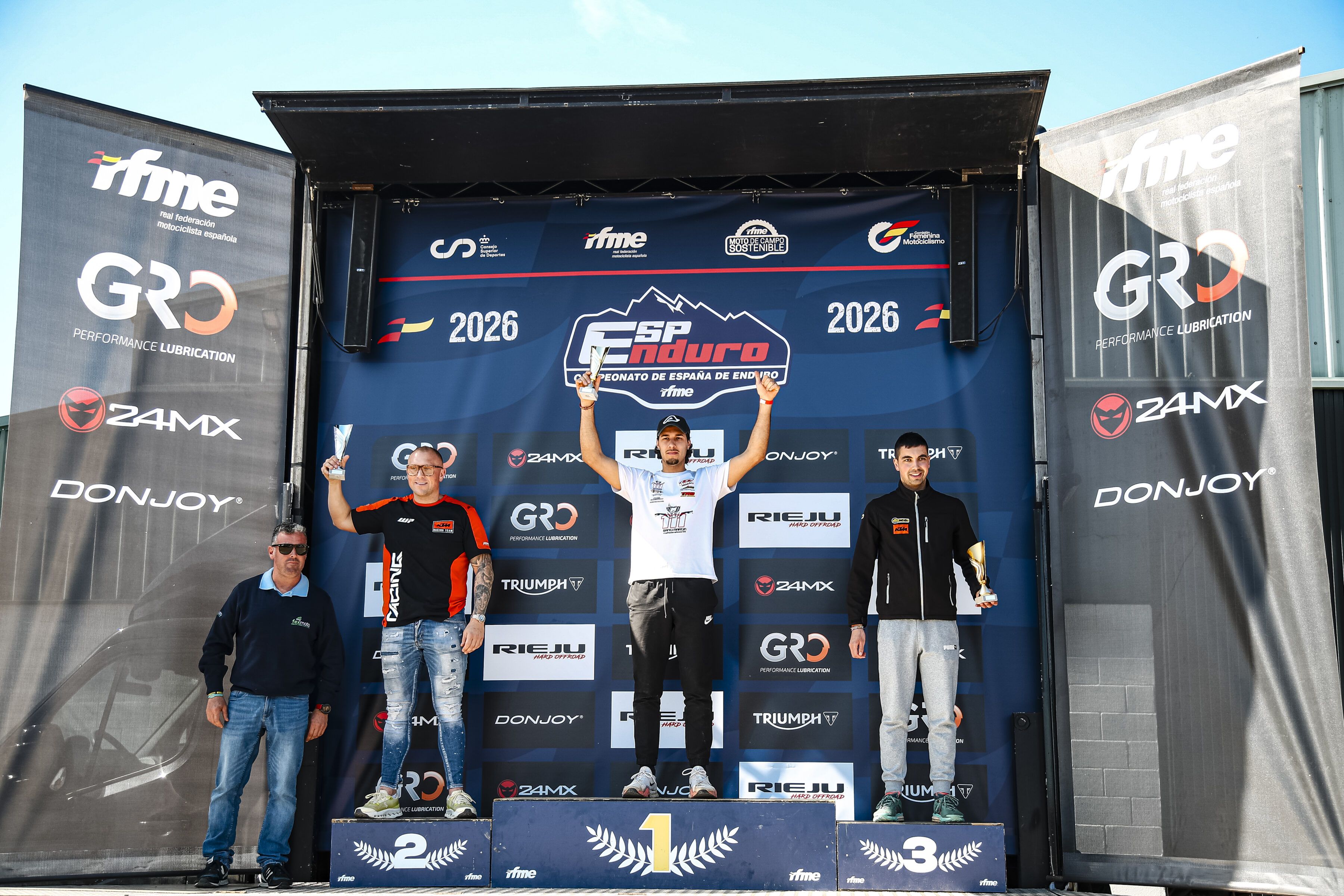 podium sb4t 260322 CEE Valdecaballeros 1592