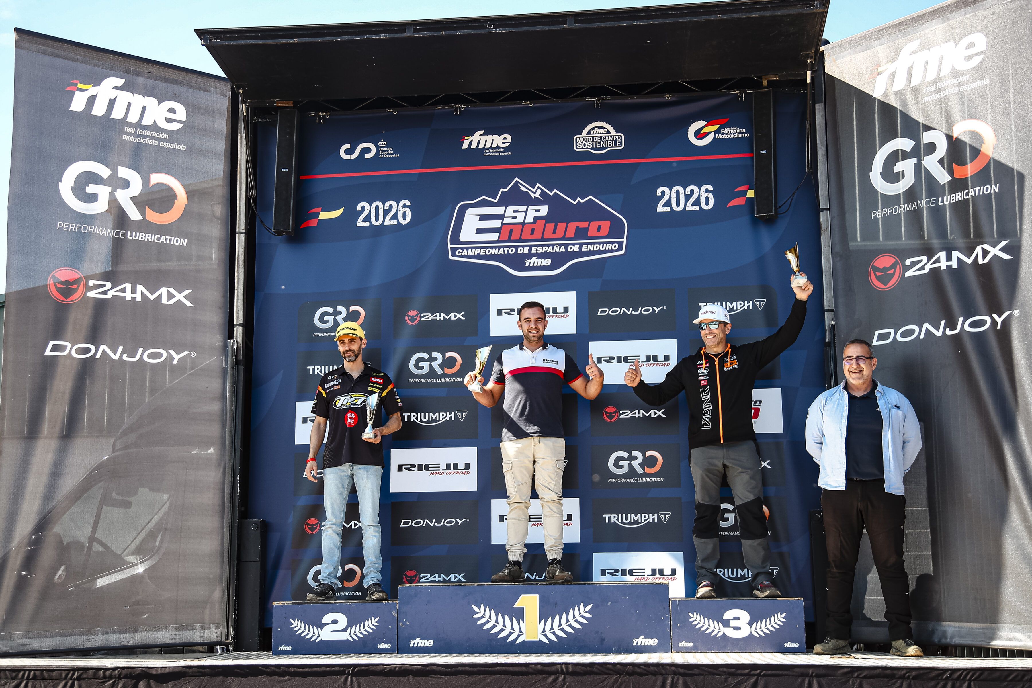 podium sb2t 260322 CEE Valdecaballeros 1599