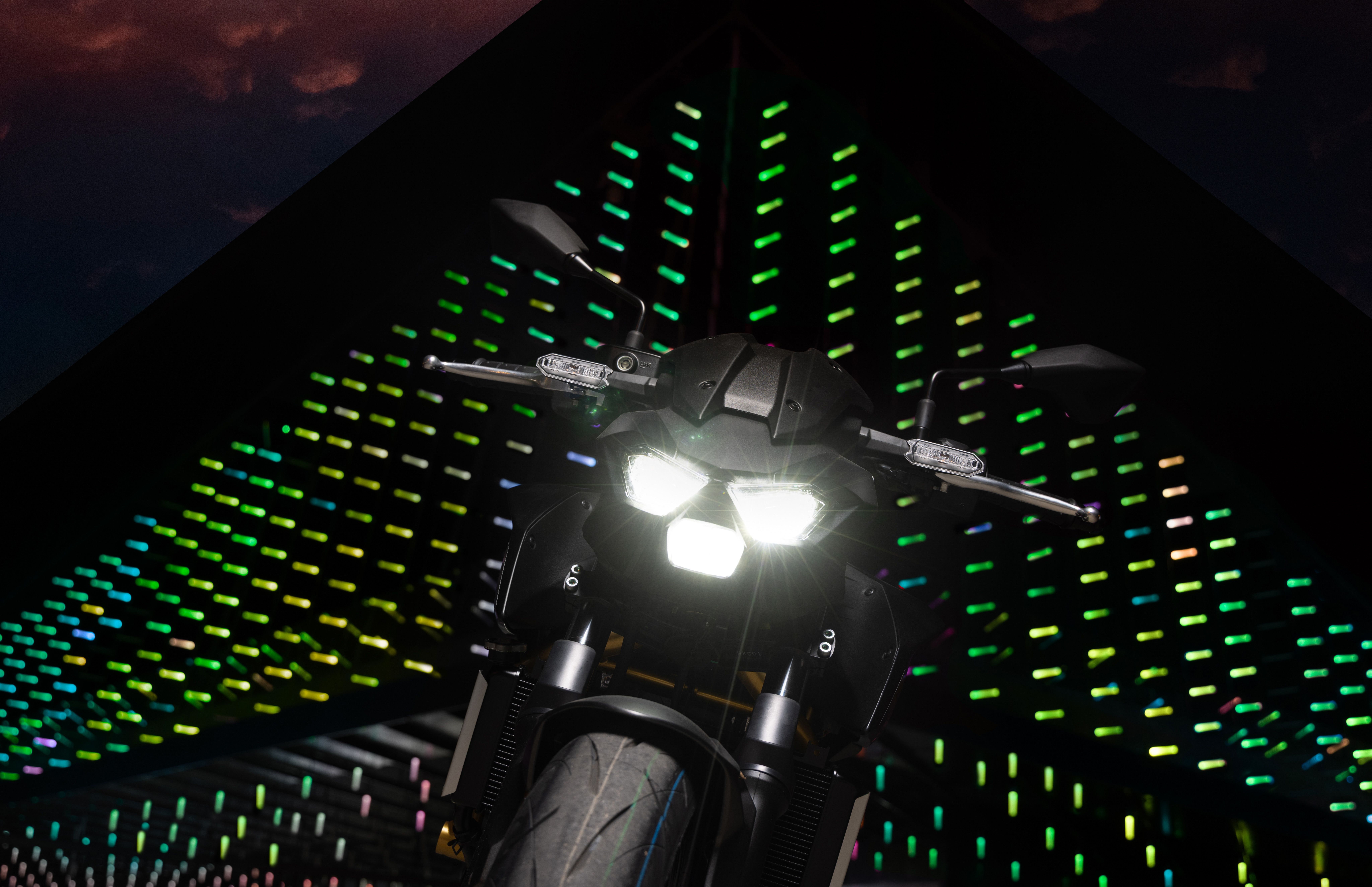 Kawasaki Z650S 2026 ambiente (3)