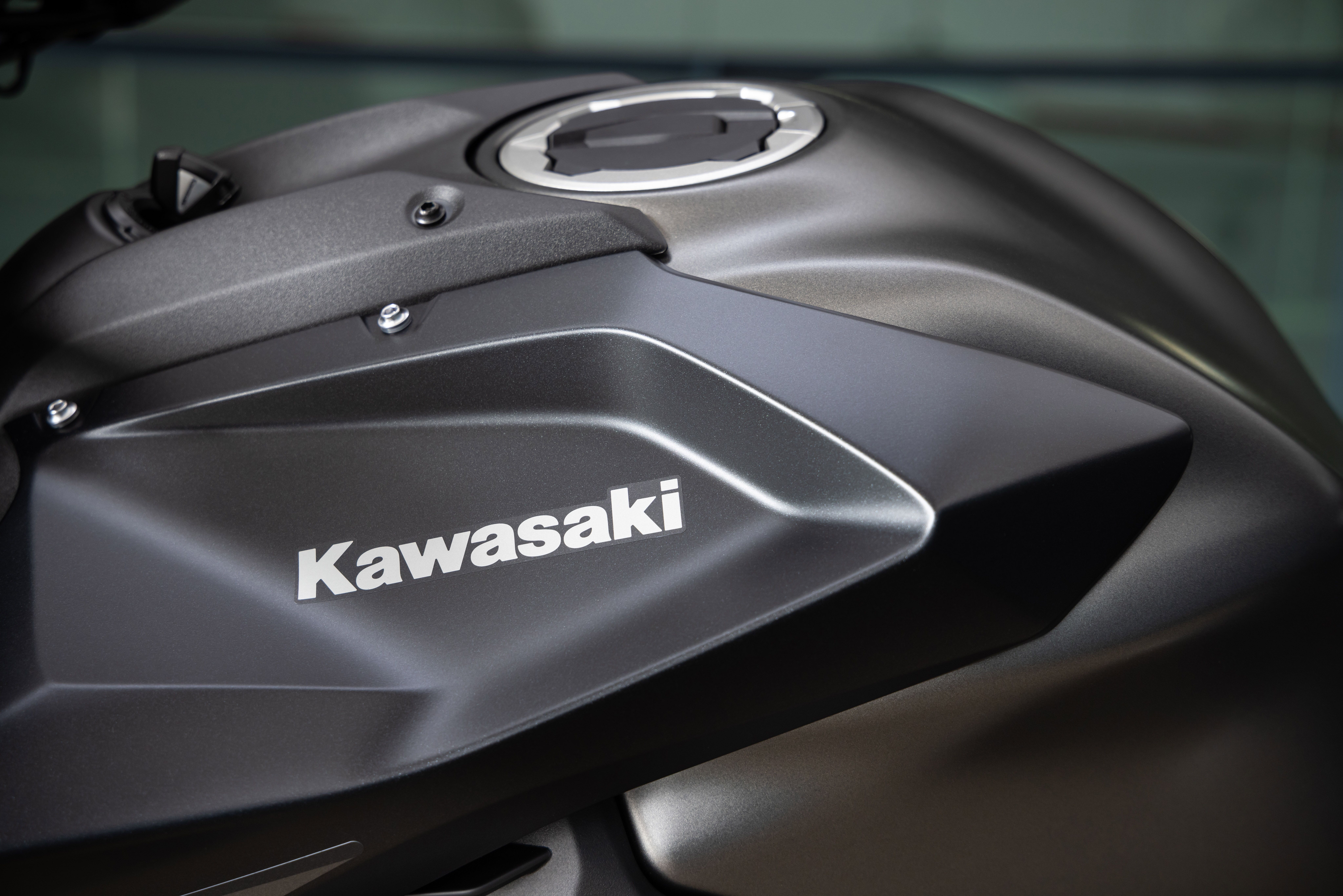 Kawasaki Z650S 2026 detalles (11)