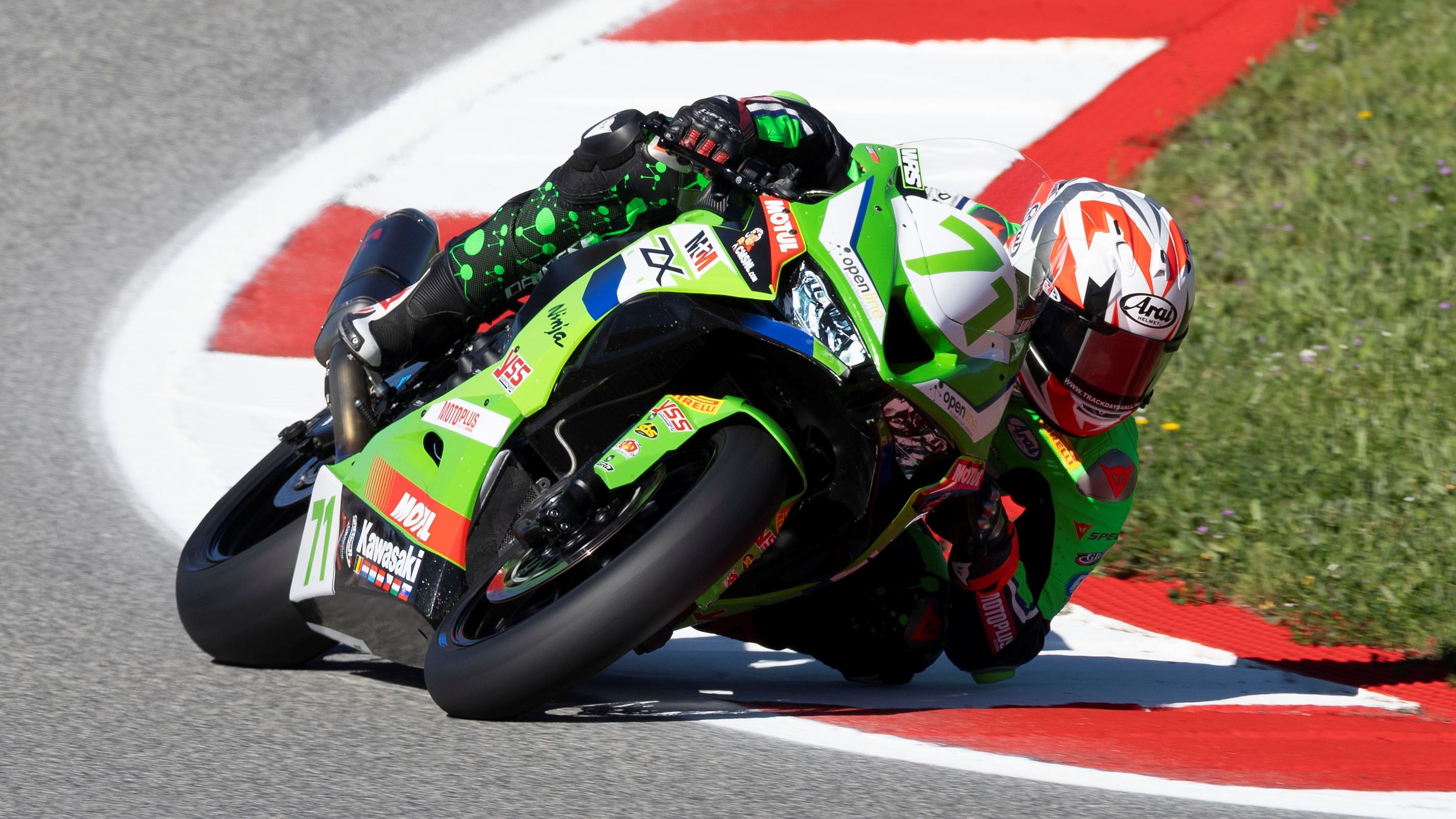 Loris Veneman se ha impuesto en la segunda carrera de Sporbike en Portimao