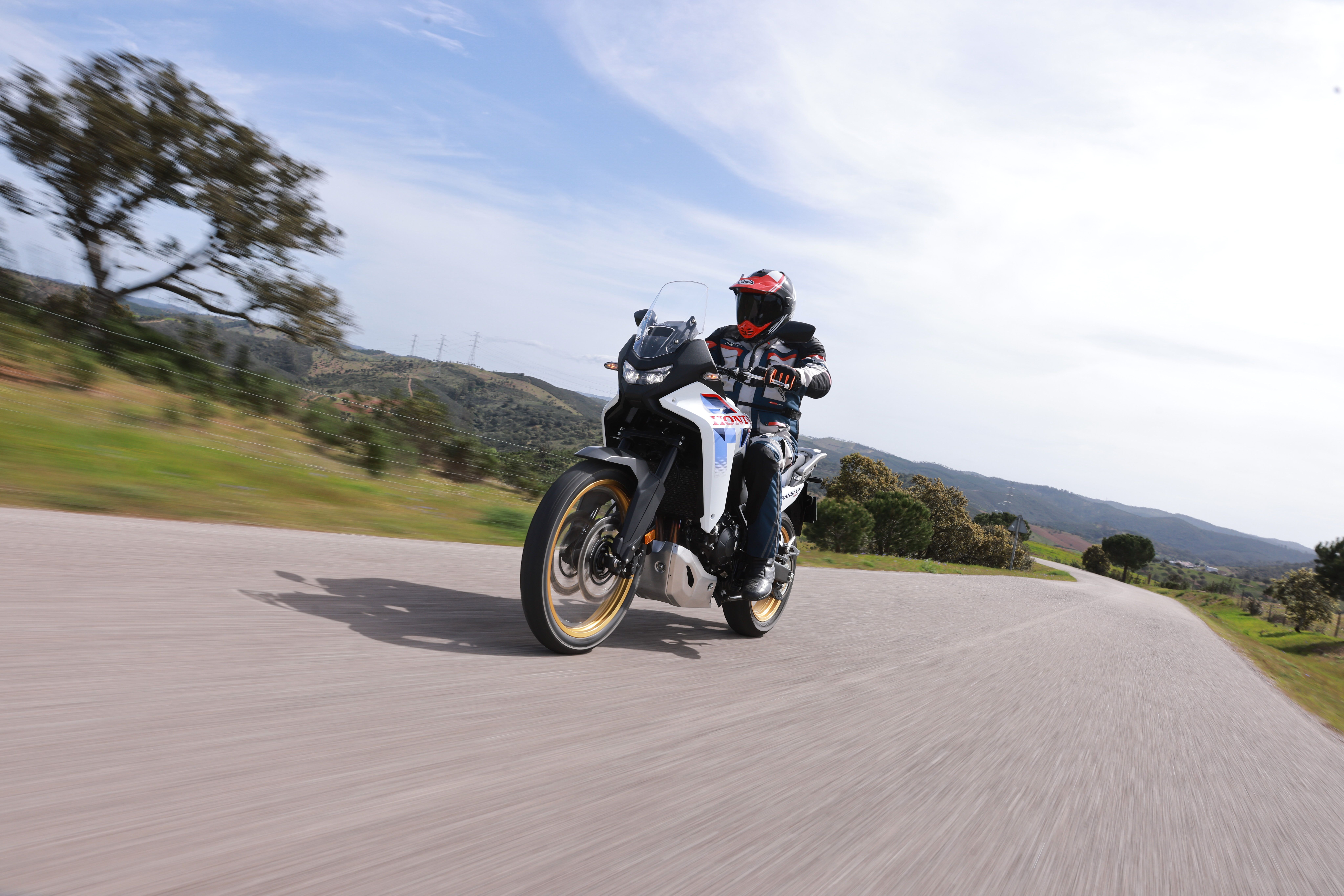 Fotos Honda XL 750  Transalp E-Clutch 2026