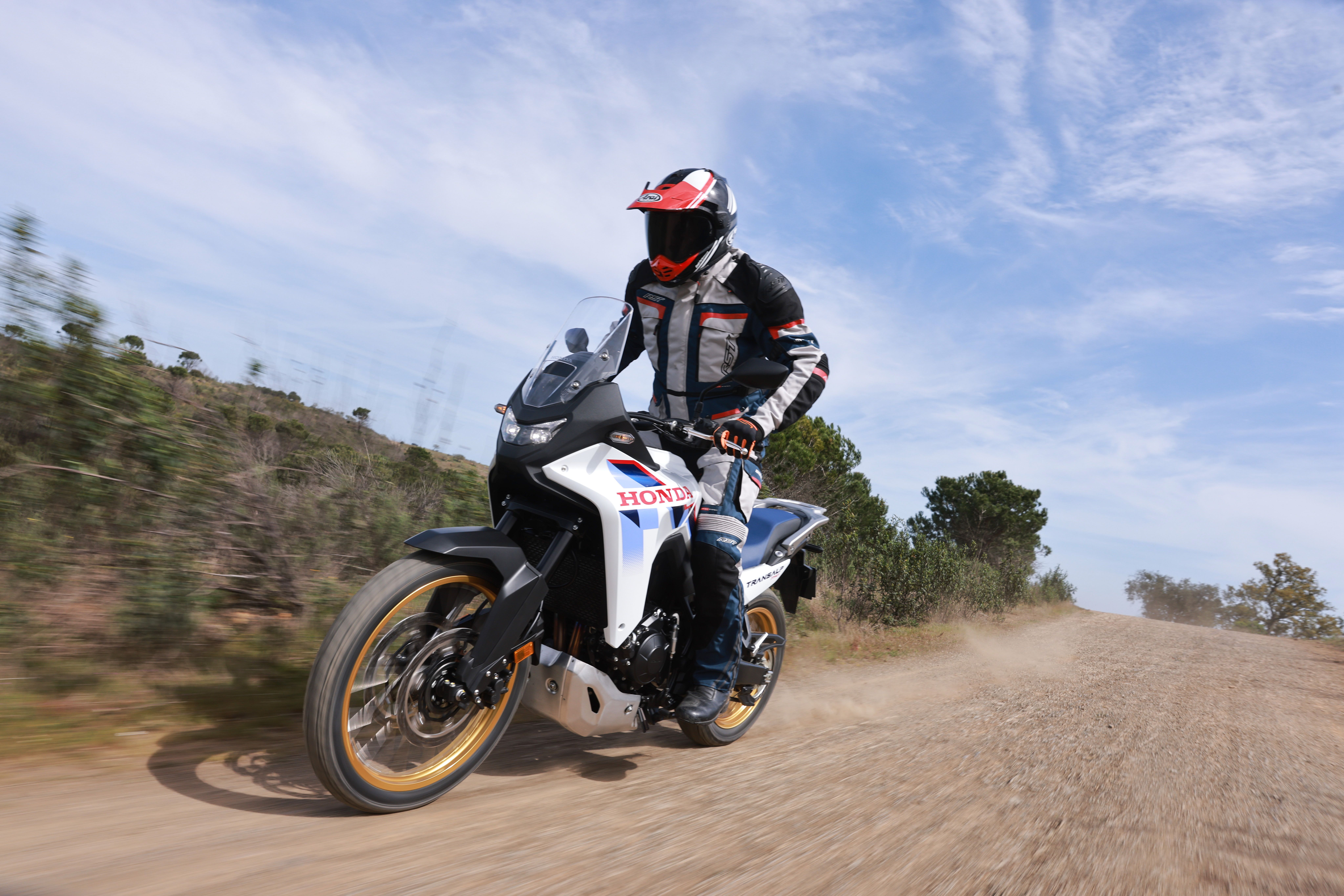 Fotos Honda XL 750  Transalp E-Clutch 2026