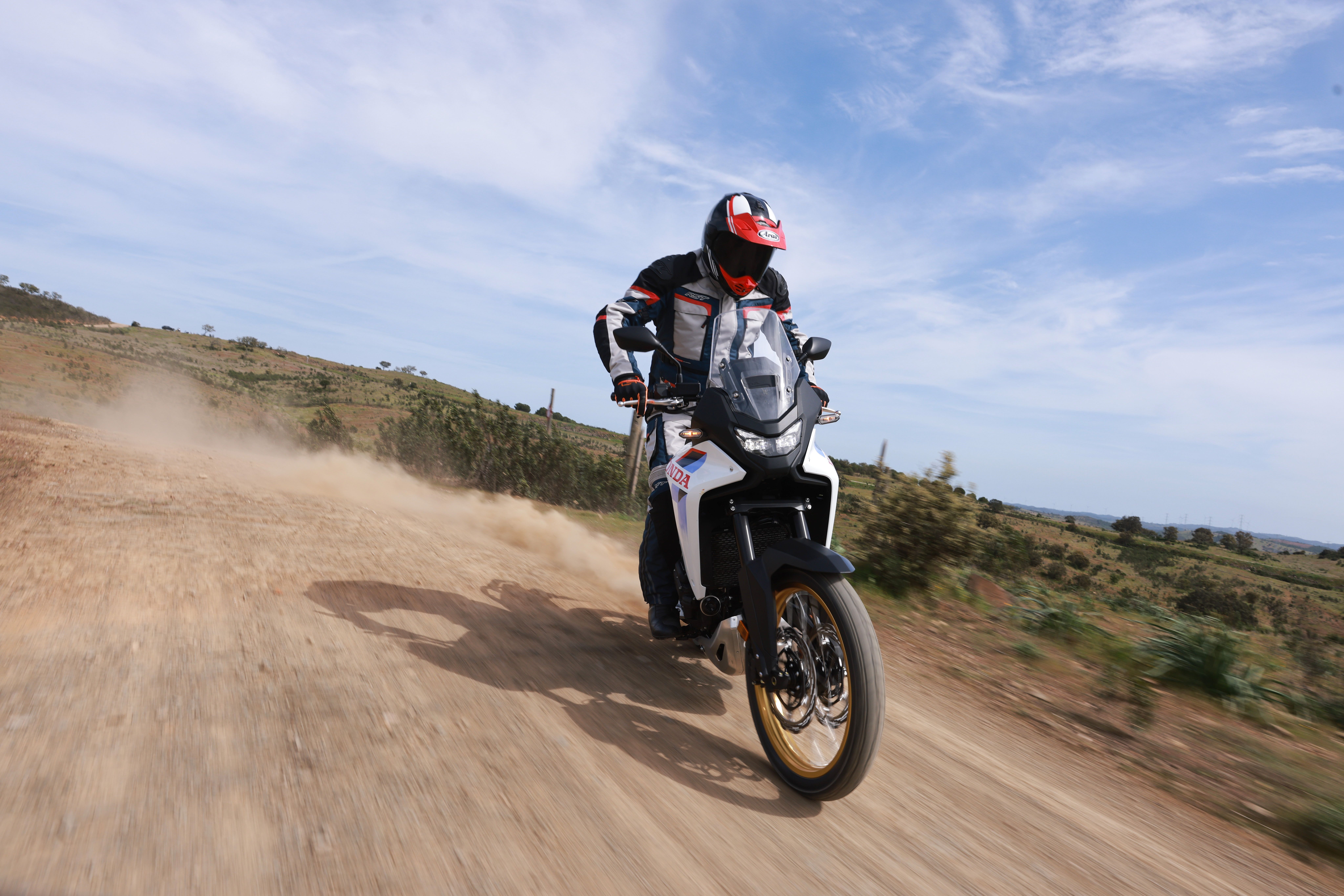 Fotos Honda XL 750  Transalp E-Clutch 2026