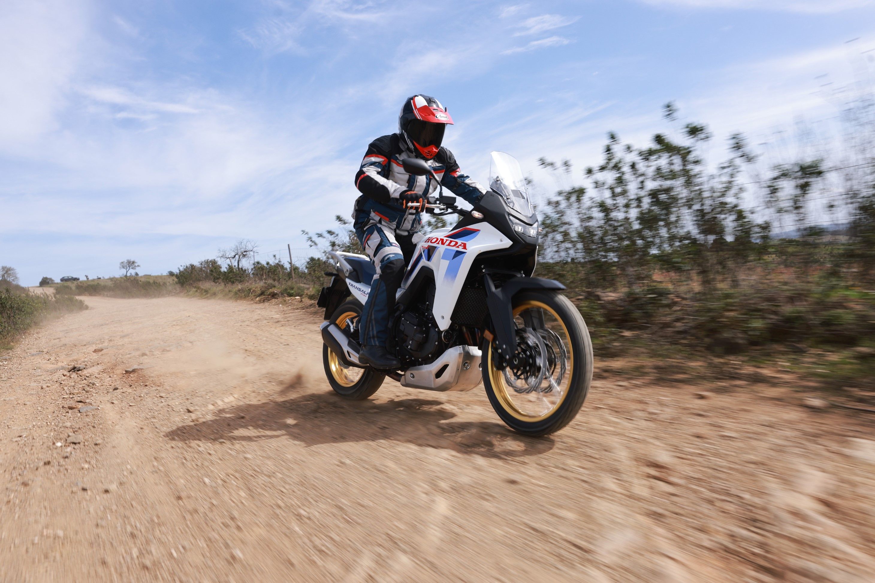 Fotos Honda XL 750  Transalp E-Clutch 2026