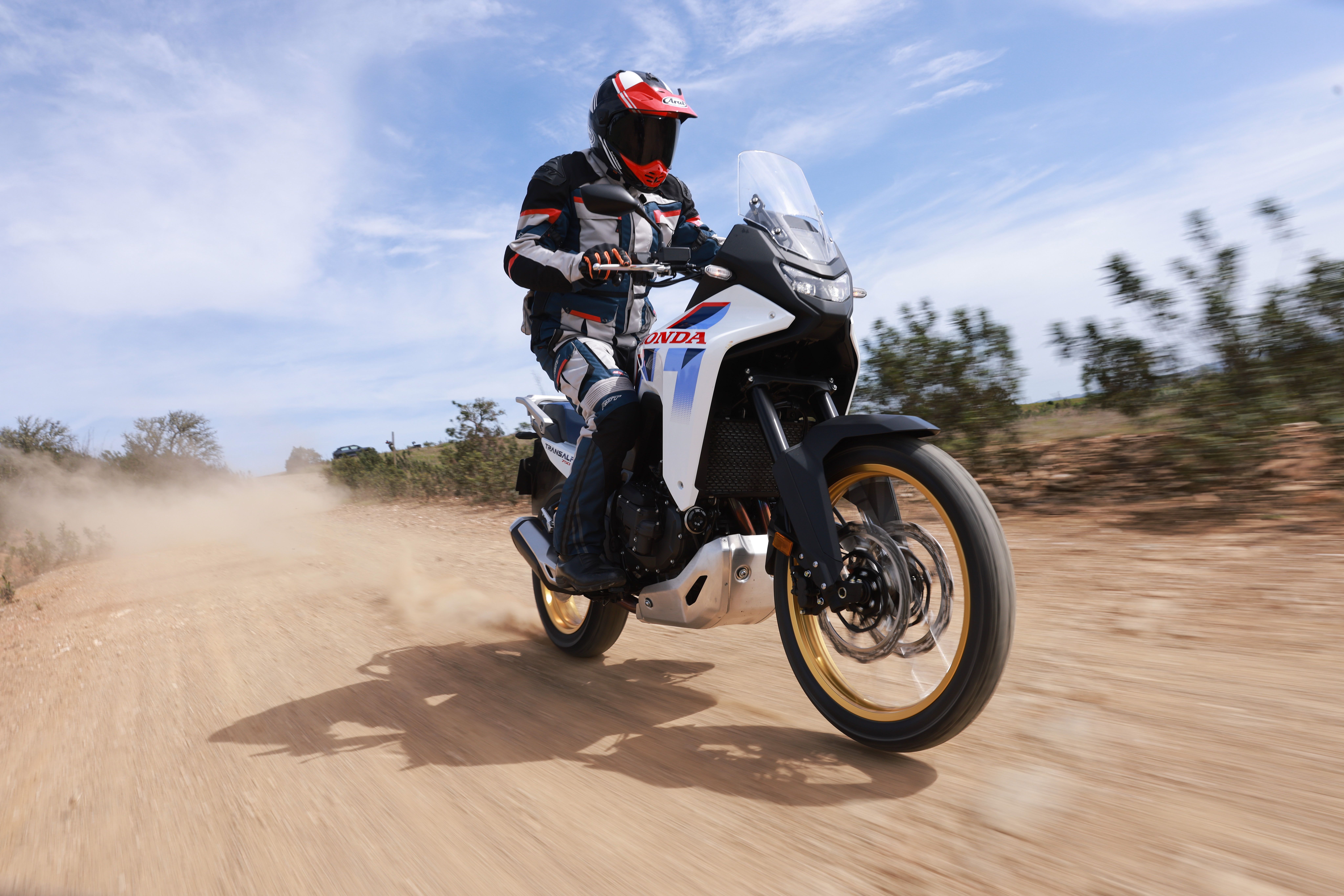 Fotos Honda XL 750  Transalp E-Clutch 2026