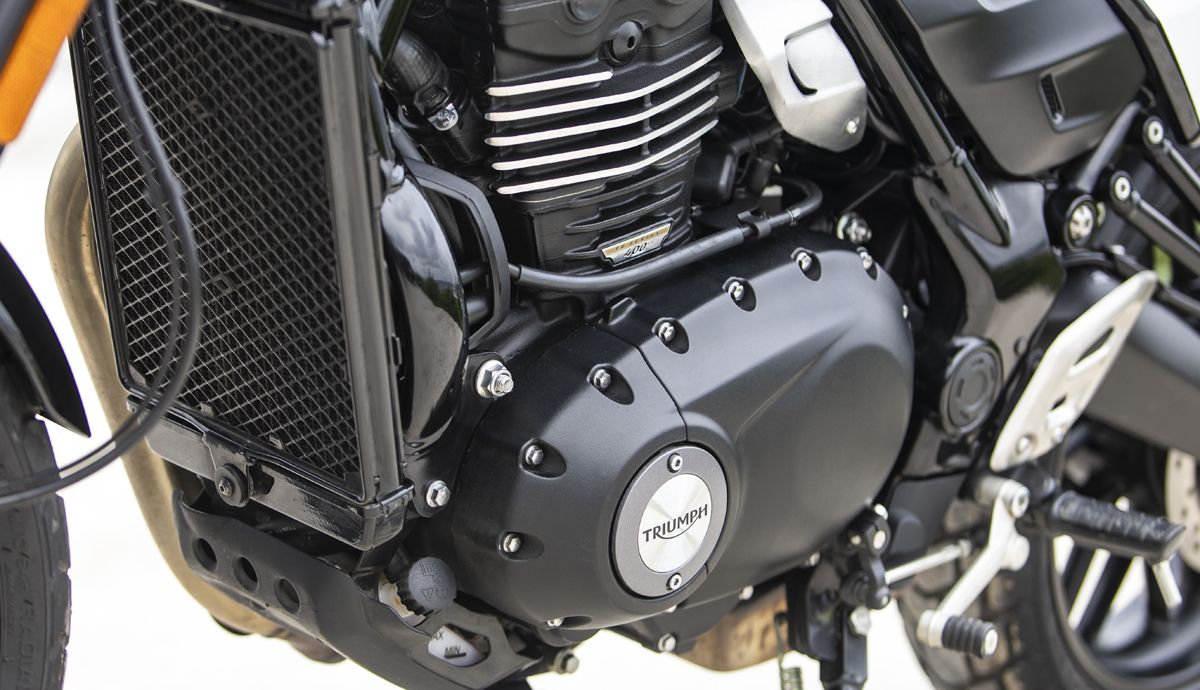 Triumph Tracker 400 2026 detalles (19)